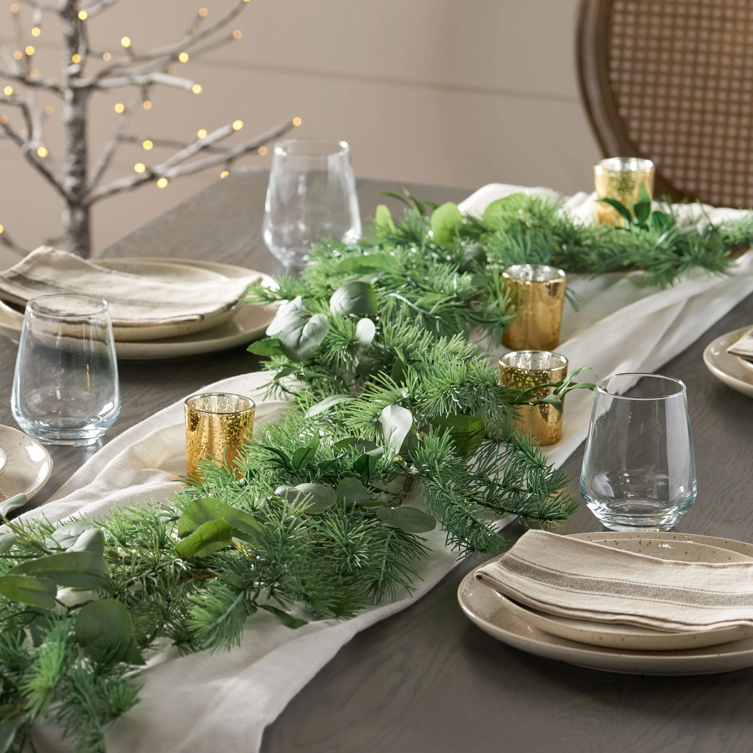 Nolta 5.5-foot Eucalyptus and Fir Artificial Garland, Green - furnishings