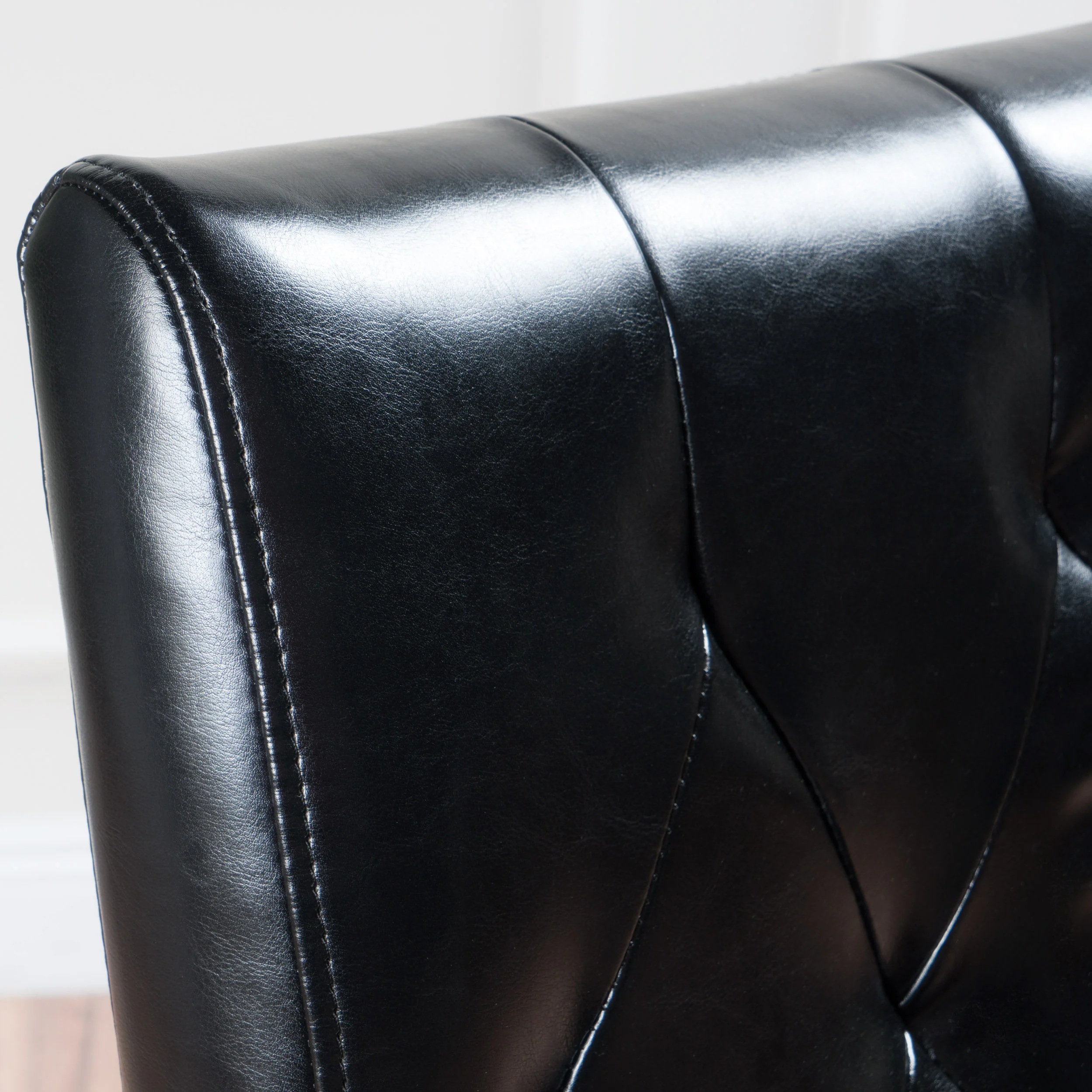 Waldon Tufted Dining Chairs (Set of 2) - furnishings