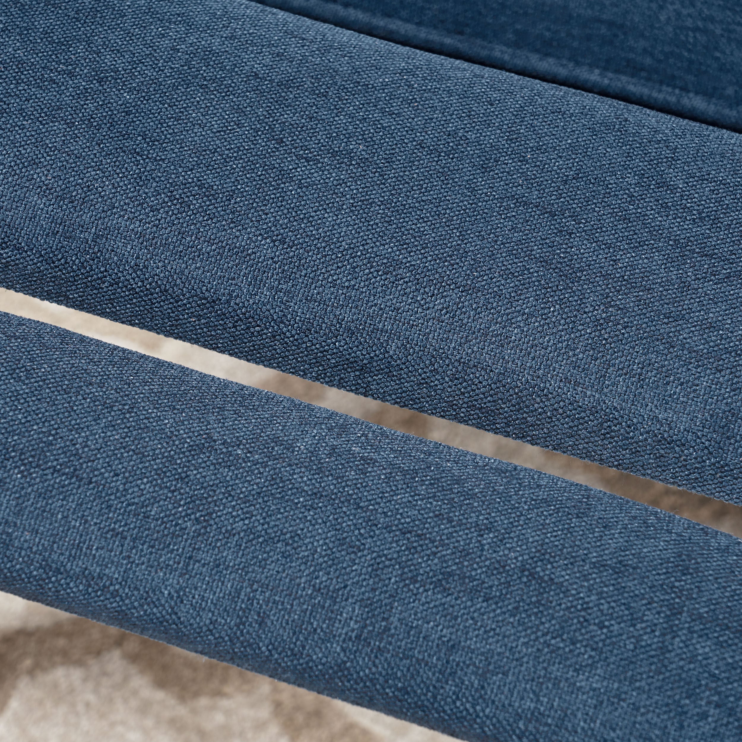 Elizabeth Tufted Back Recliner - furnishings