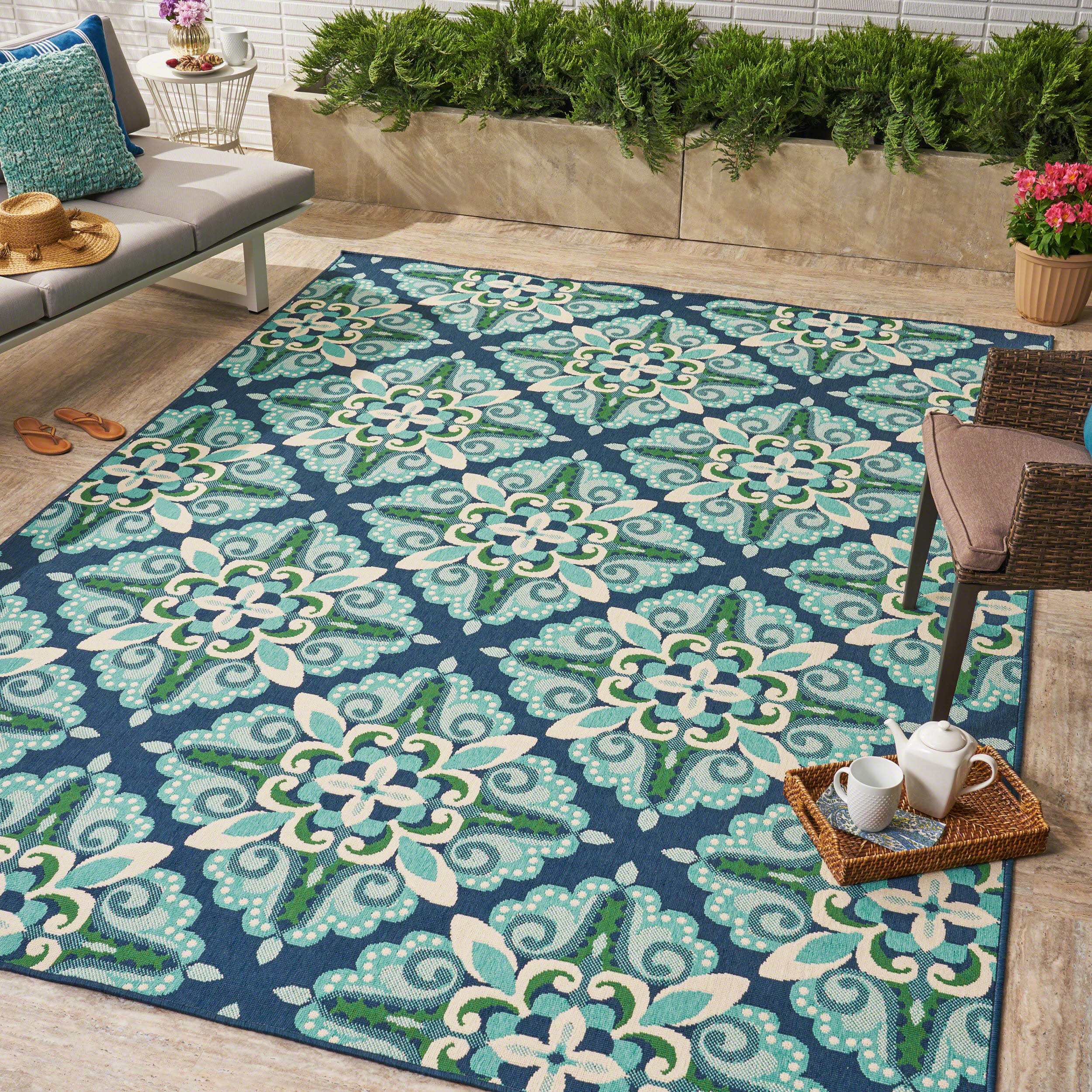 Pazel Indoor/Outdoor Floral Area Rug, Blue and Green - furnishings