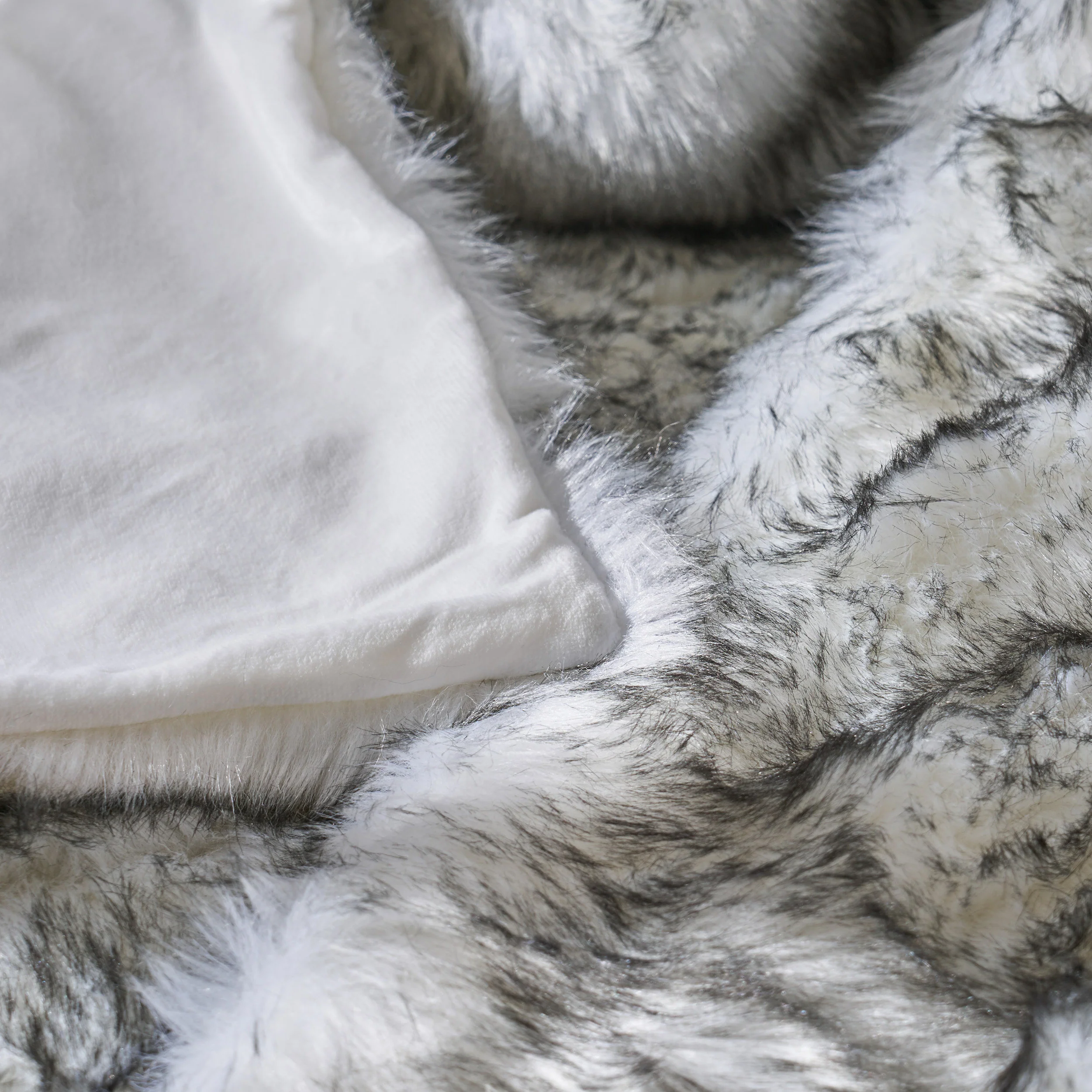 Laraine Modern Glam Rectangular Taupe Faux Fur Throw Blanket - furnishings