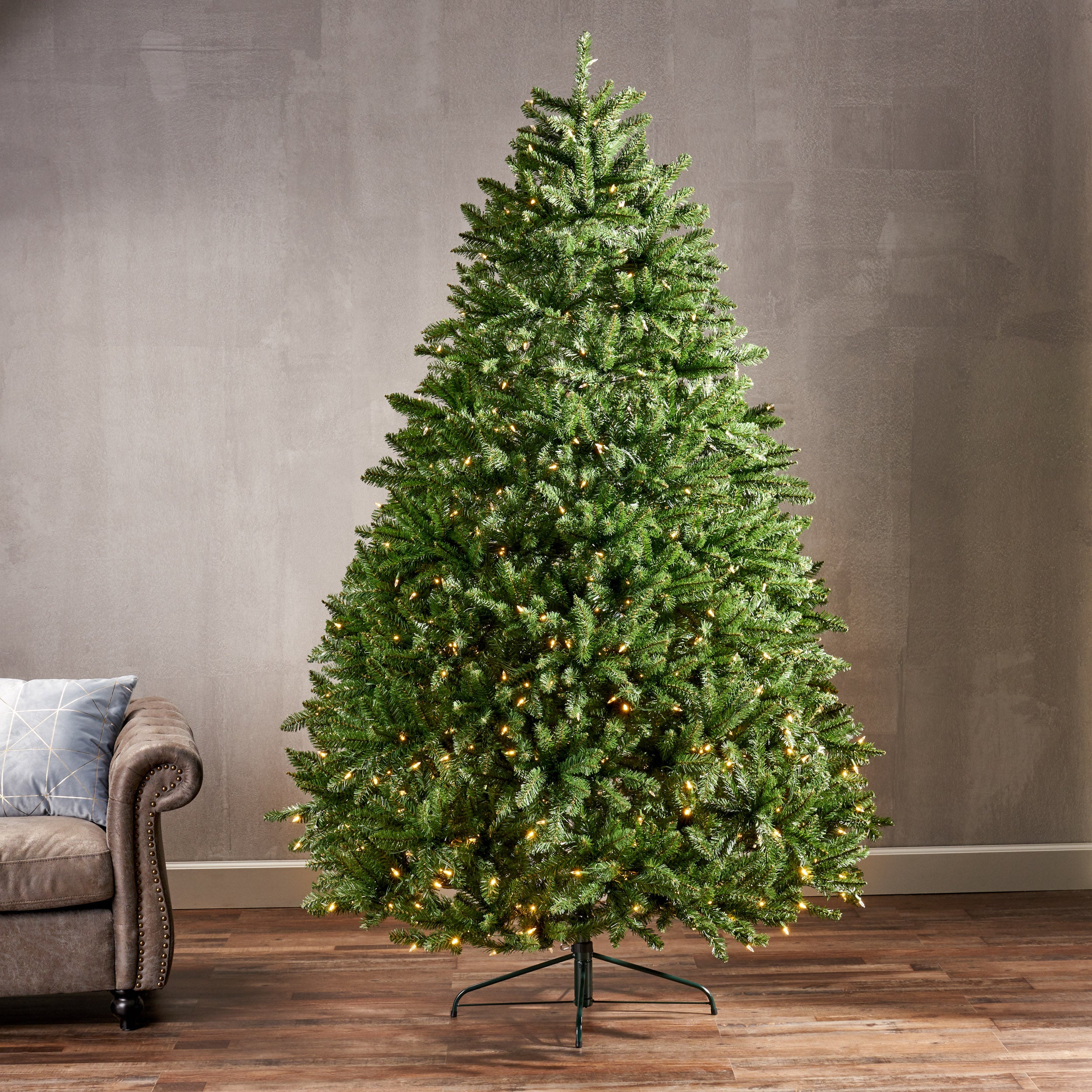 7.5-foot Norway Spruce Pre-Lit Clear LED Hinged Artificial Christmas Tree - furnishings
