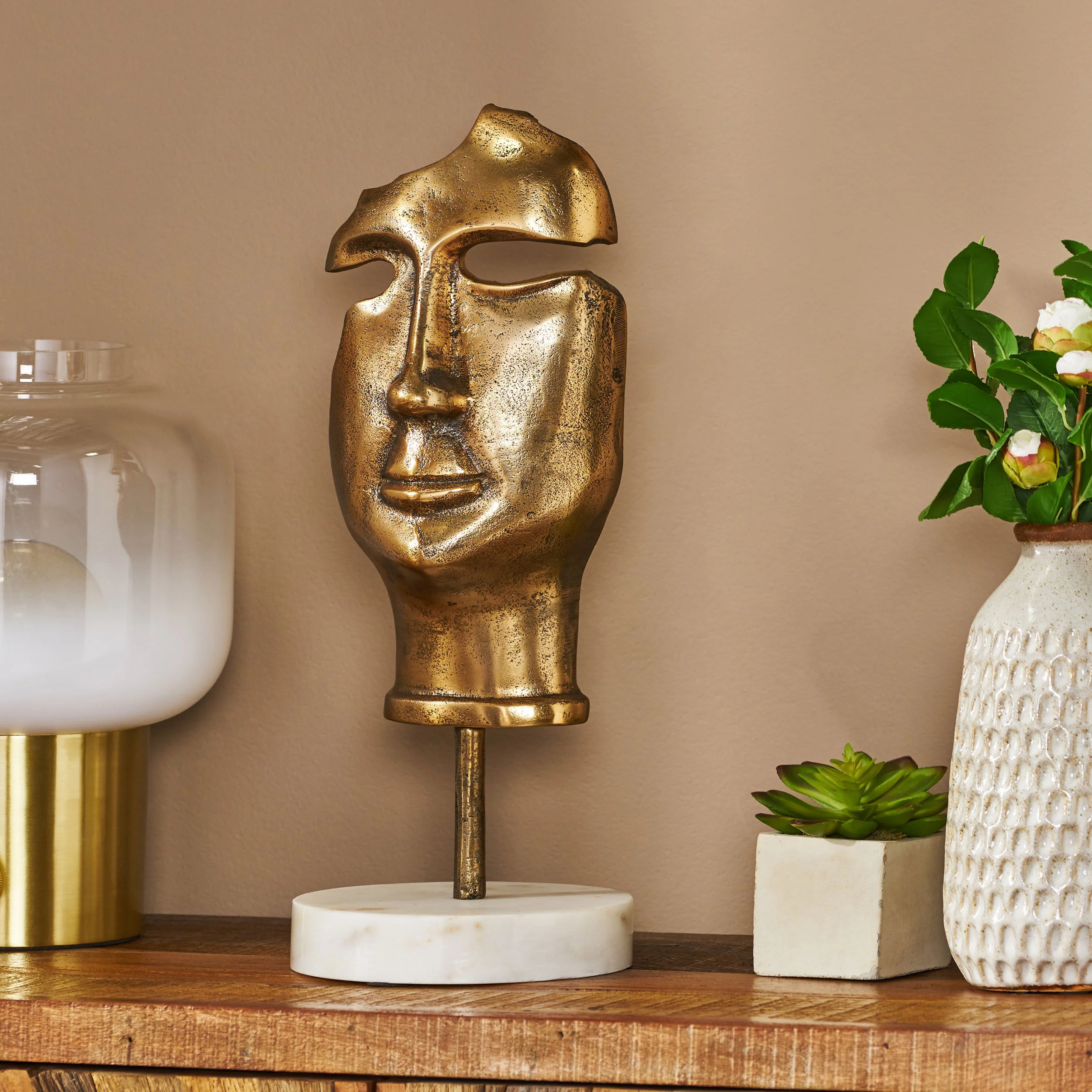 Cleves Handcrafted Aluminum Abstract Face Decor with Stand, Antique Brass and White - furnishings
