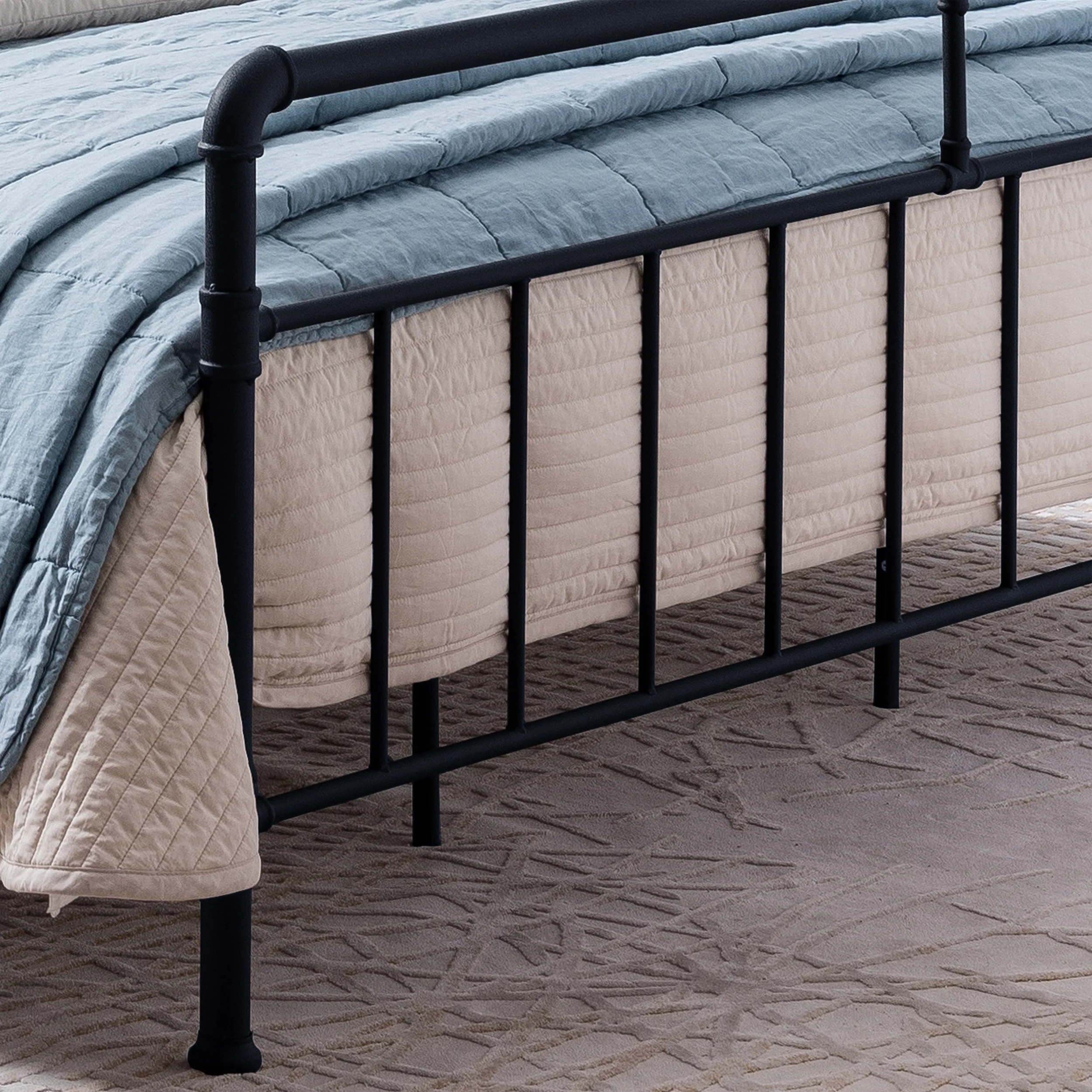 Sally King-Size Iron Bed Frame, Minimal, Industrial - furnishings