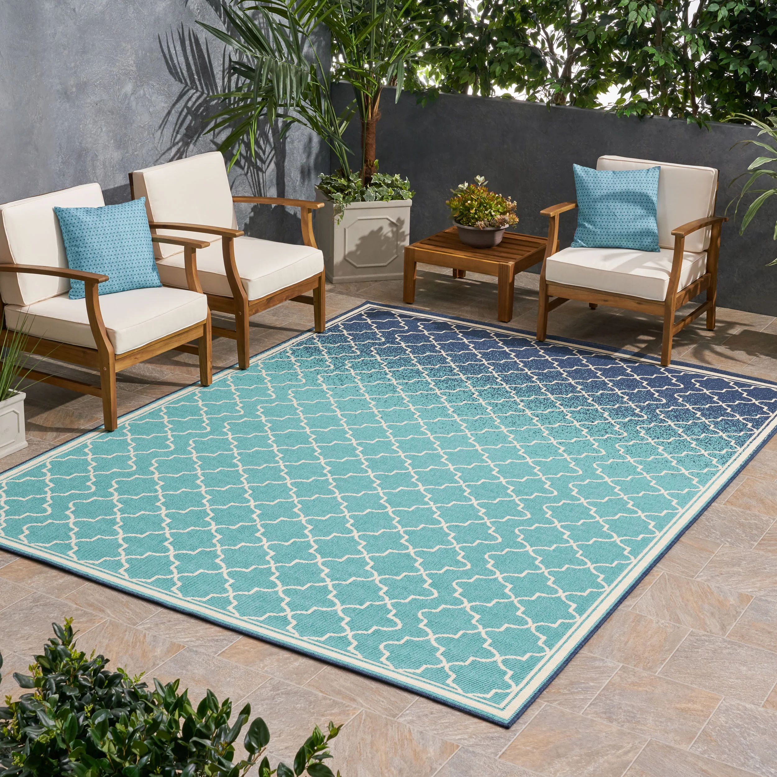 Sweety Outdoor Ombre Area Rug, Blue and Ivory - furnishings