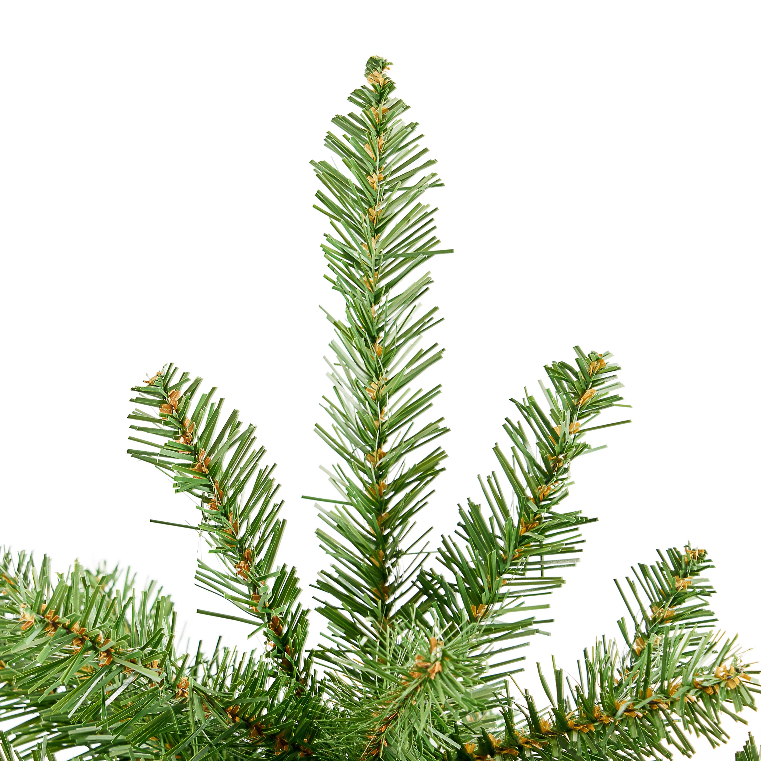 4.5-foot Norway Spruce Hinged Artificial Christmas Tree - furnishings