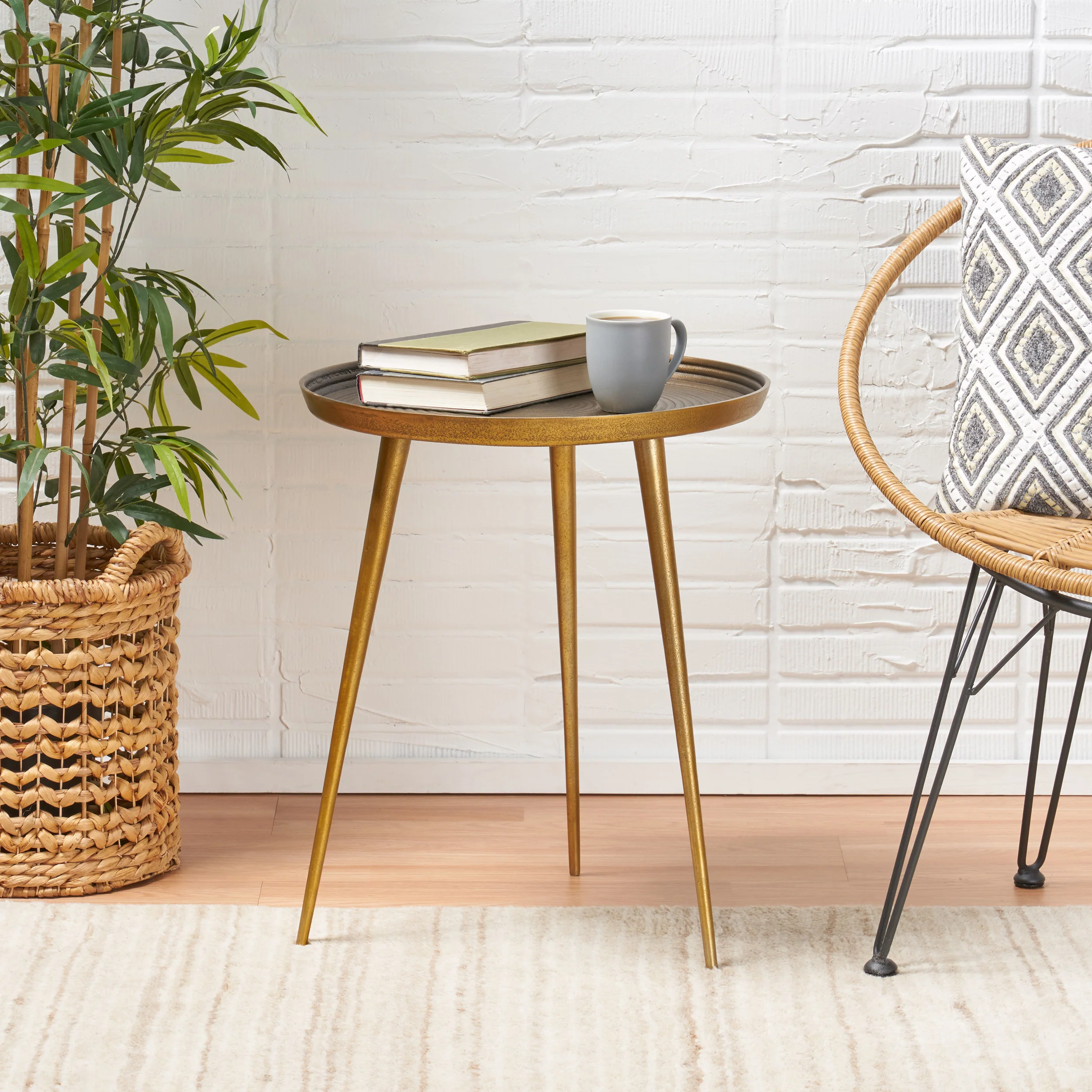 Elaf Modern Aluminum Accent Table - furnishings