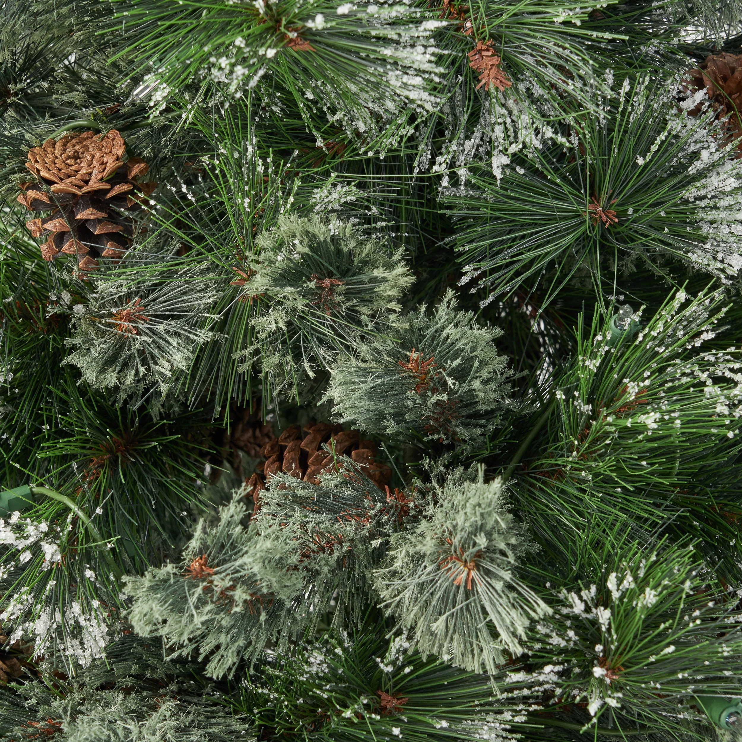 4.5-foot Cashmere Pine and Mixed Needles Hinged Artificial Christmas Tree with Snowy Branches and Pinecones - furnishings
