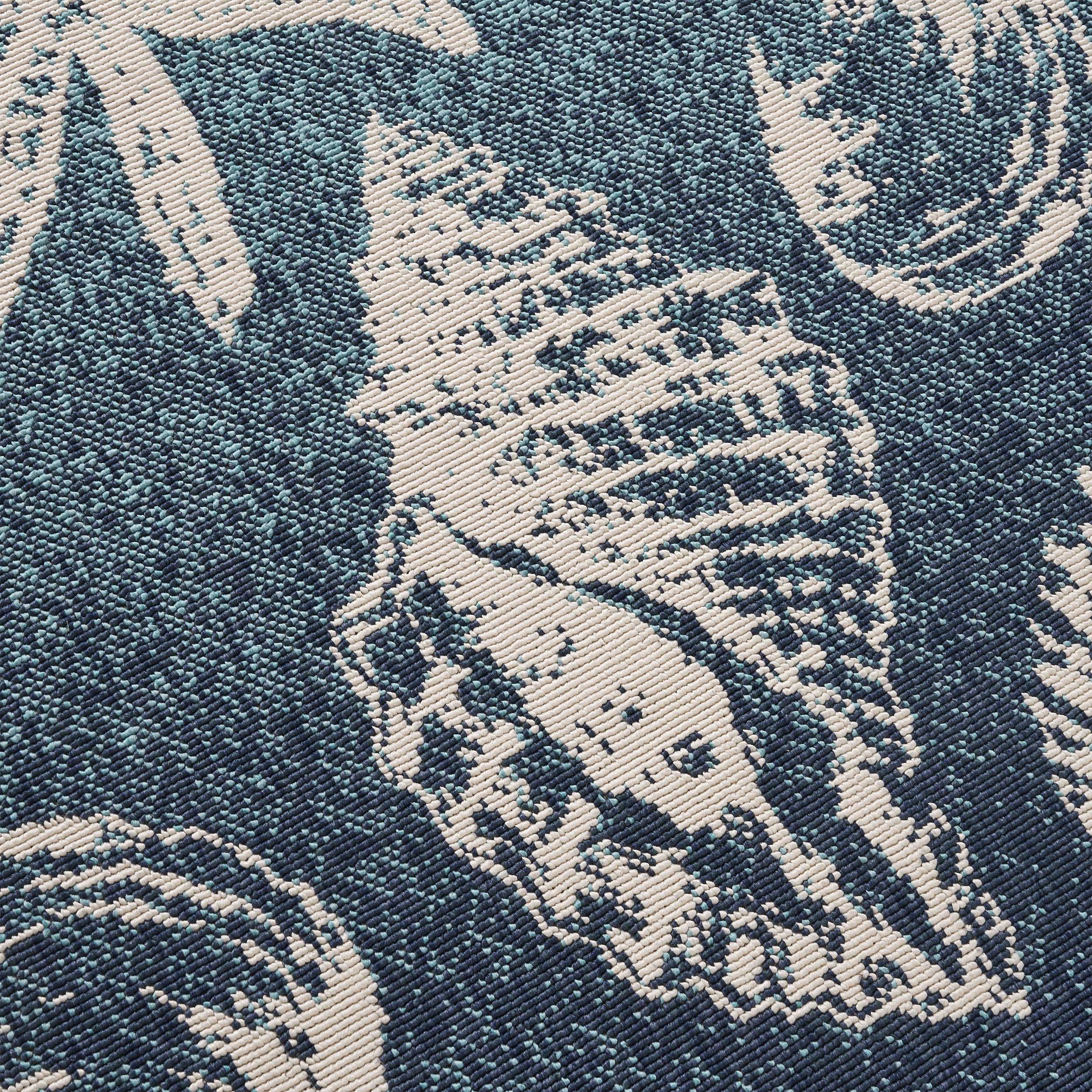 Yvette Breeze Outdoor Ombre Area Rug, Blue and Ivory - furnishings