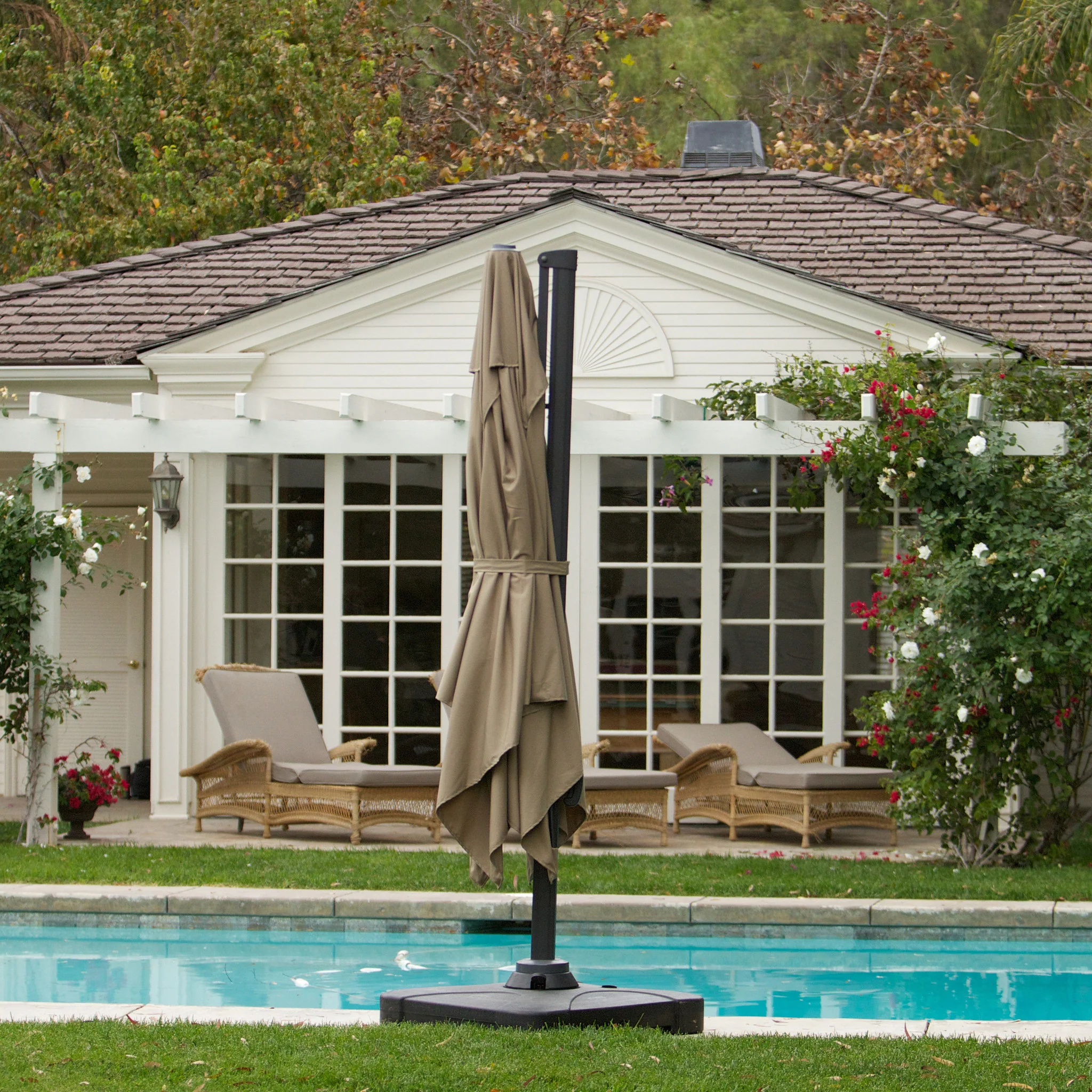 Bayside Outdoor 9.8 Foot Umbrella with Stand & Base - furnishings