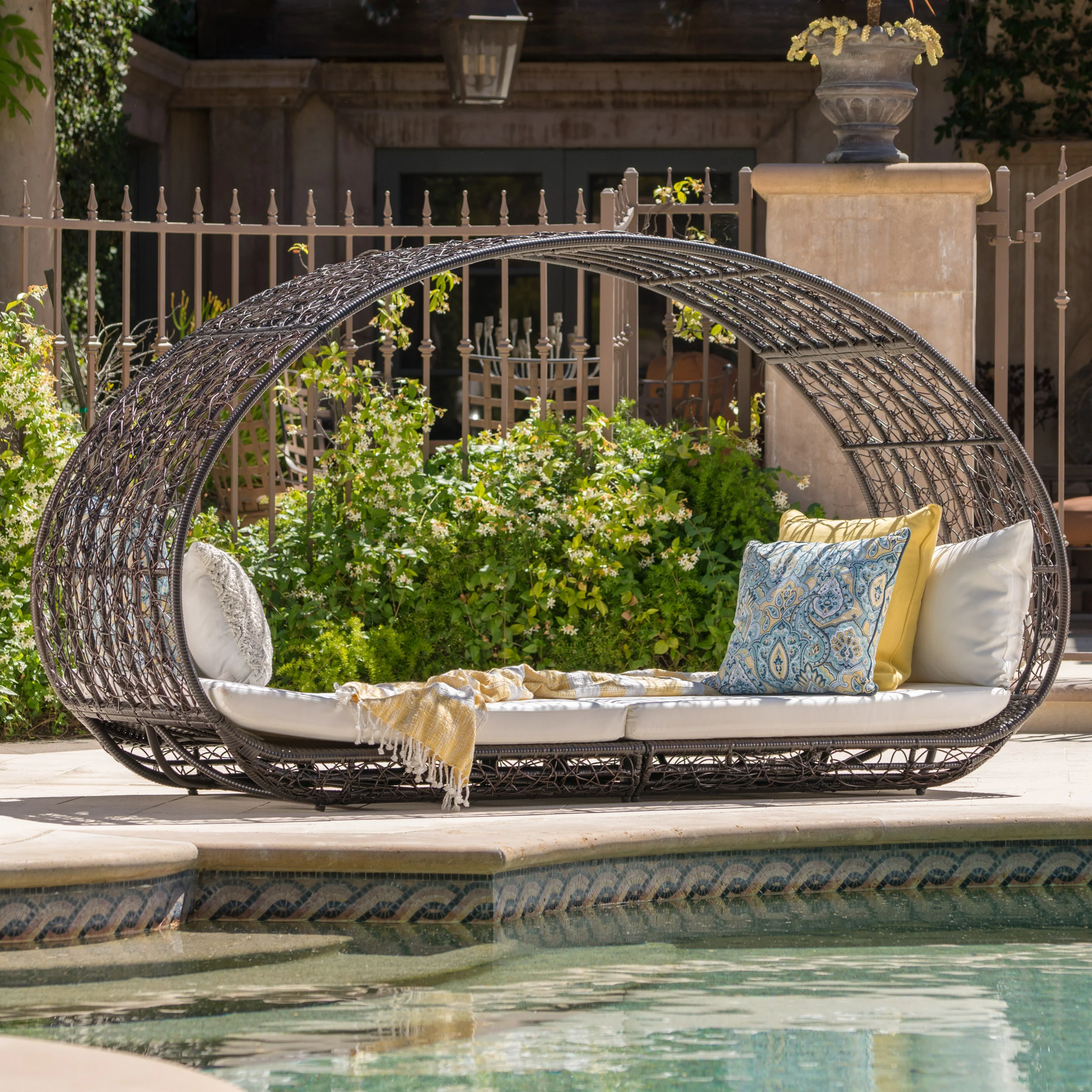 Abigal Outdoor Wicker Daybed with Cushion - furnishings