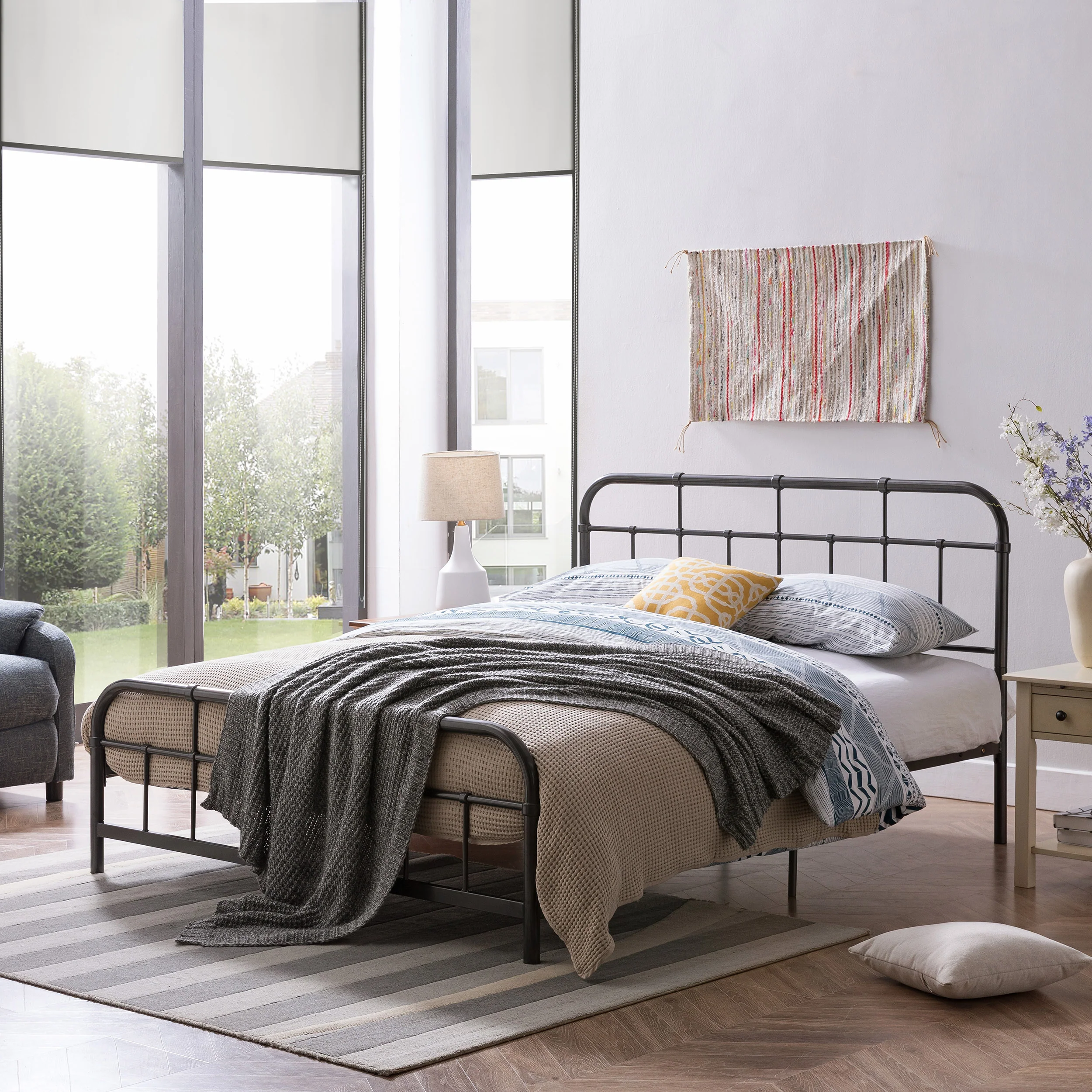 Sylvia Queen-Size Iron Bed Frame, Minimal, Industrial - furnishings