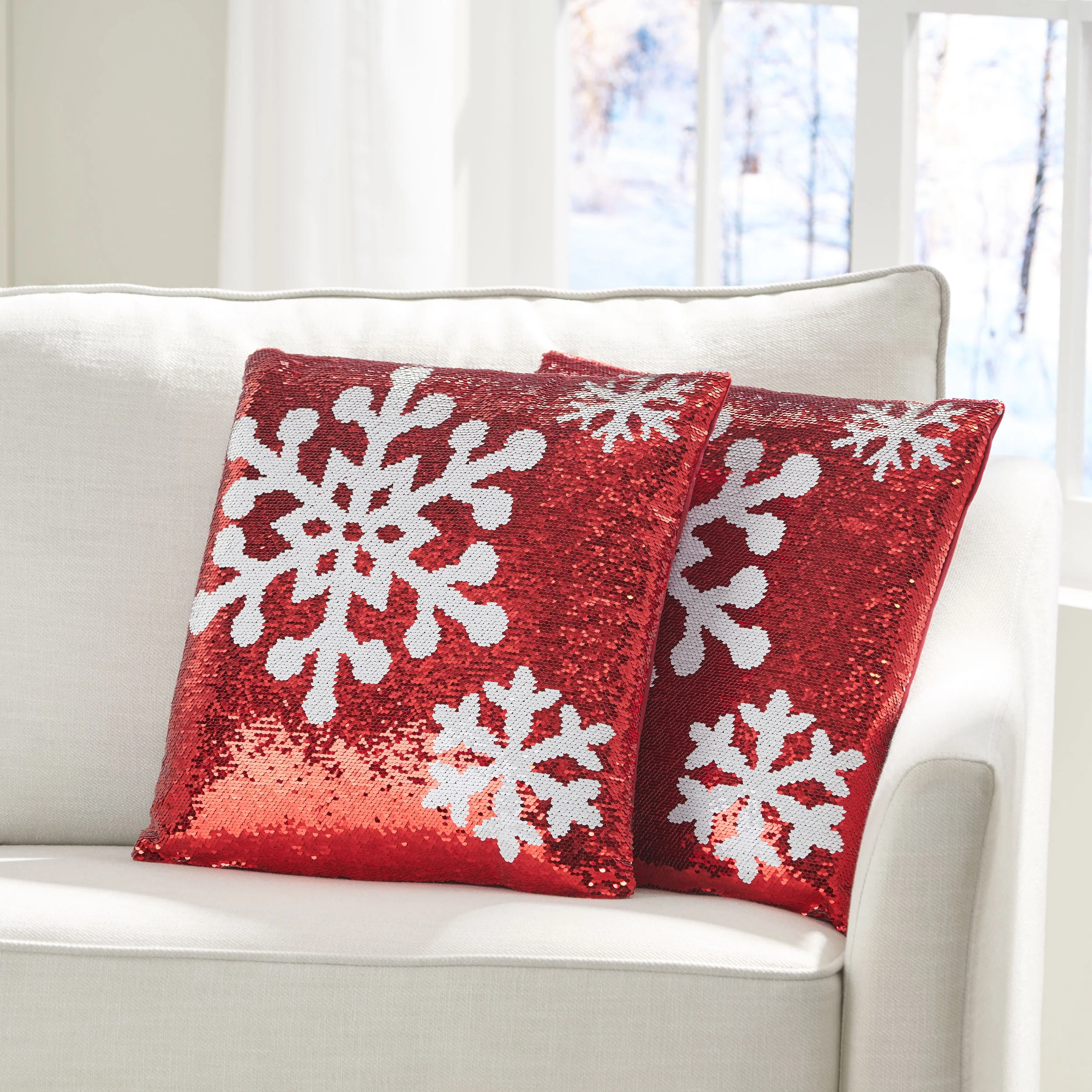 Sherard Glam Sequin Christmas Throw Pillow Cover - furnishings