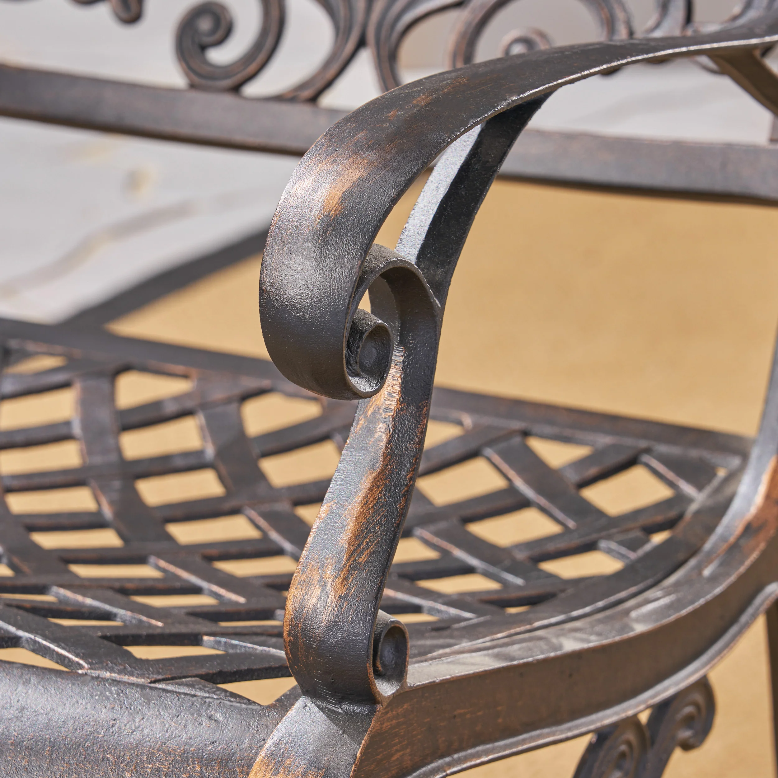 Honolulu 8-Seater Outdoor Cast Aluminum Dining Set with Expandable Table - furnishings