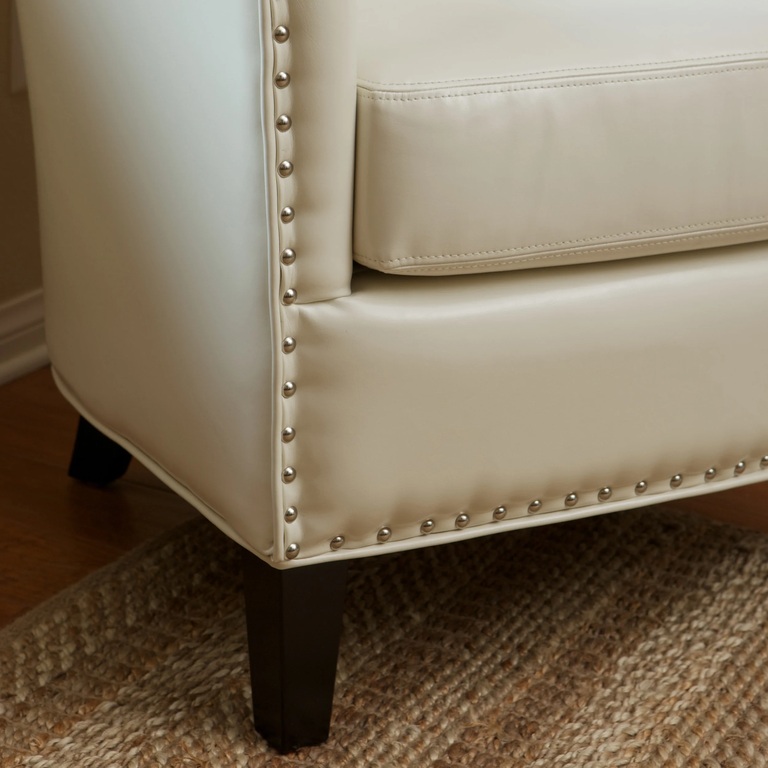 Carlton Mid Century Tub Style Club Chair - furnishings