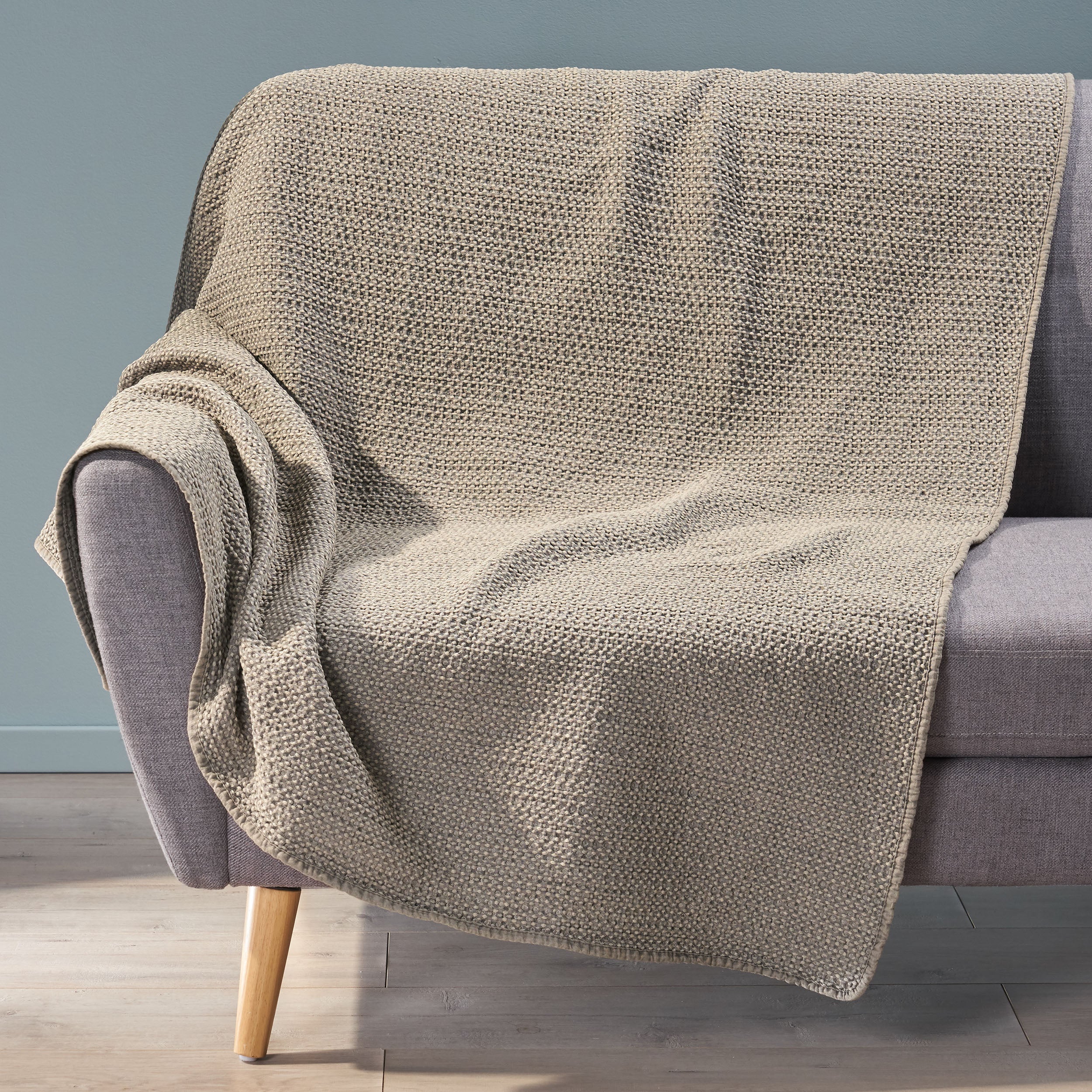 Zariyah Modern Throw Blanket - furnishings