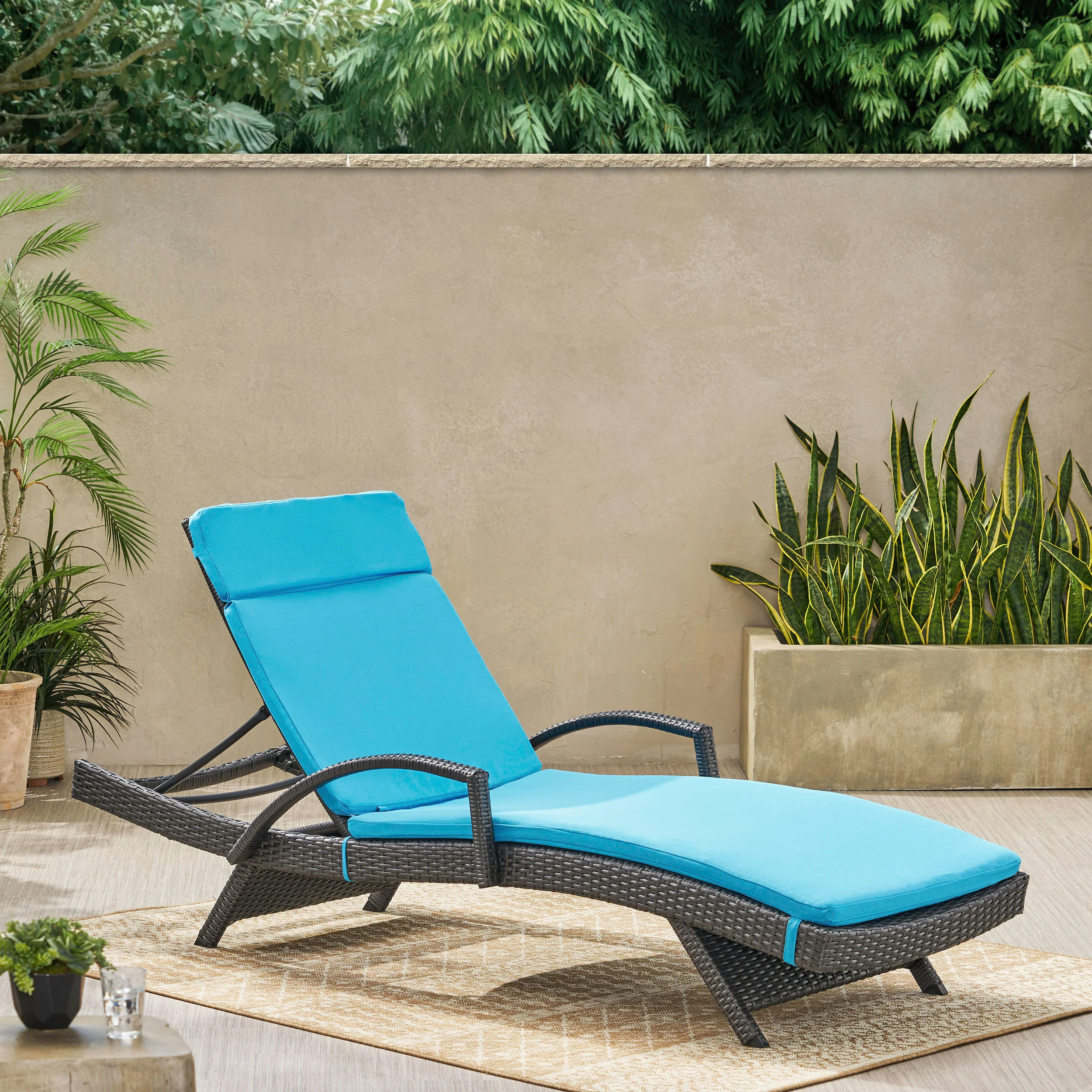 Soleil Outdoor Water Resistant Chaise Lounge Cushion - furnishings