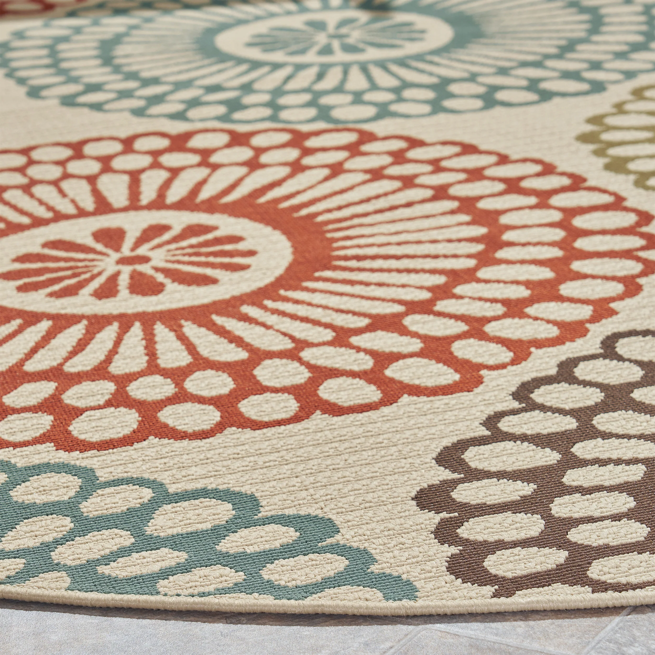 Pine Indoor/Outdoor Floral Area Rug, Beige and Multicolored - furnishings
