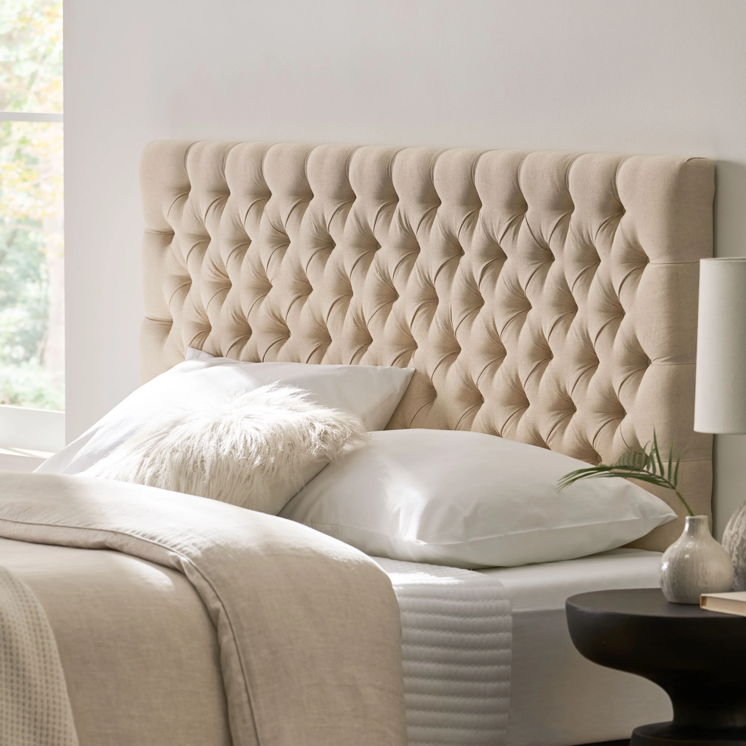 Brunet Contemporary Button Tufted Fabric Queen/Full Headboard - furnishings