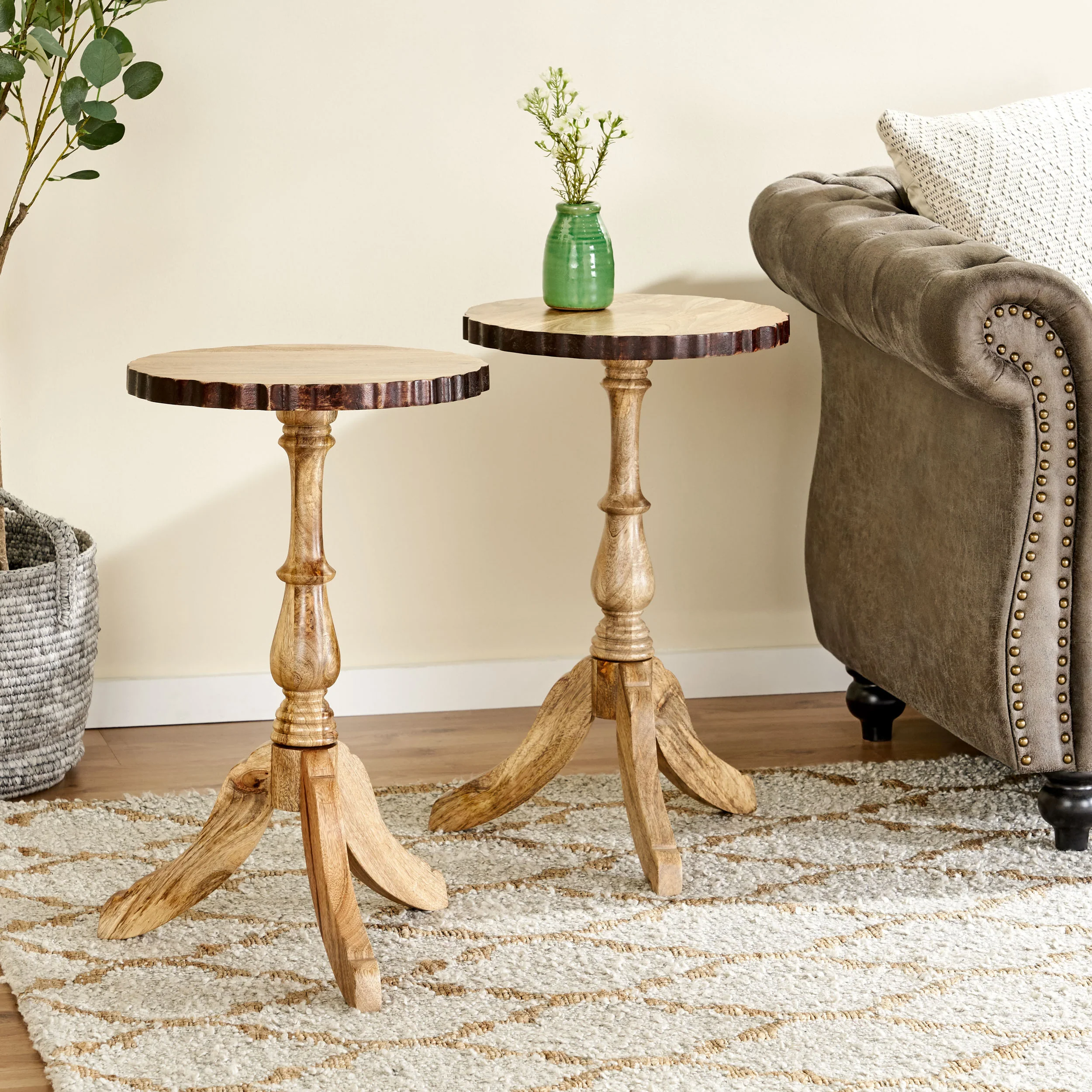 Perry Handcrafted Boho Mango Wood End Table (Set of 2) - furnishings