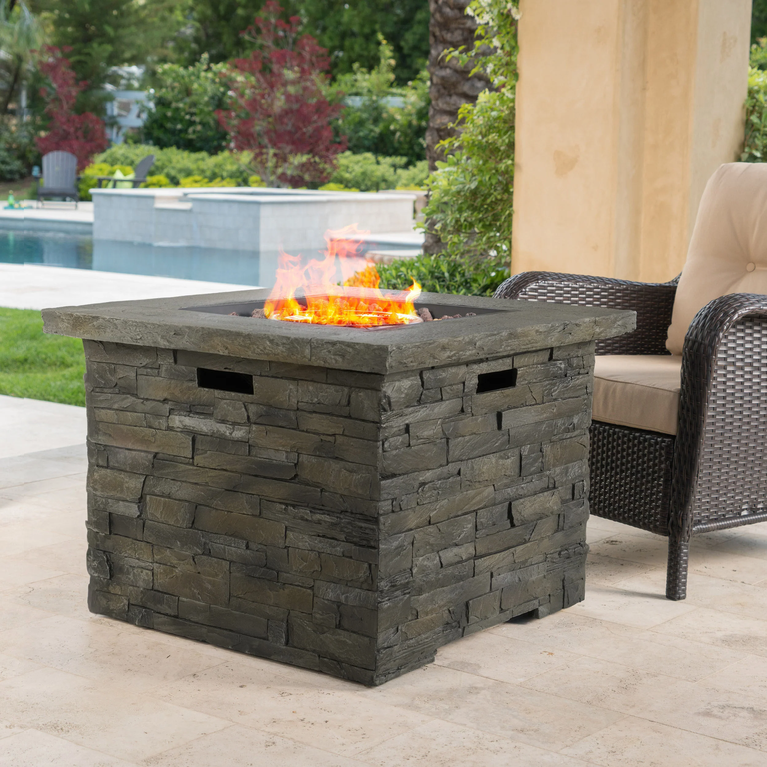 Stonecrest 40,000 BTU Propane Gas Firepit (Square) - furnishings