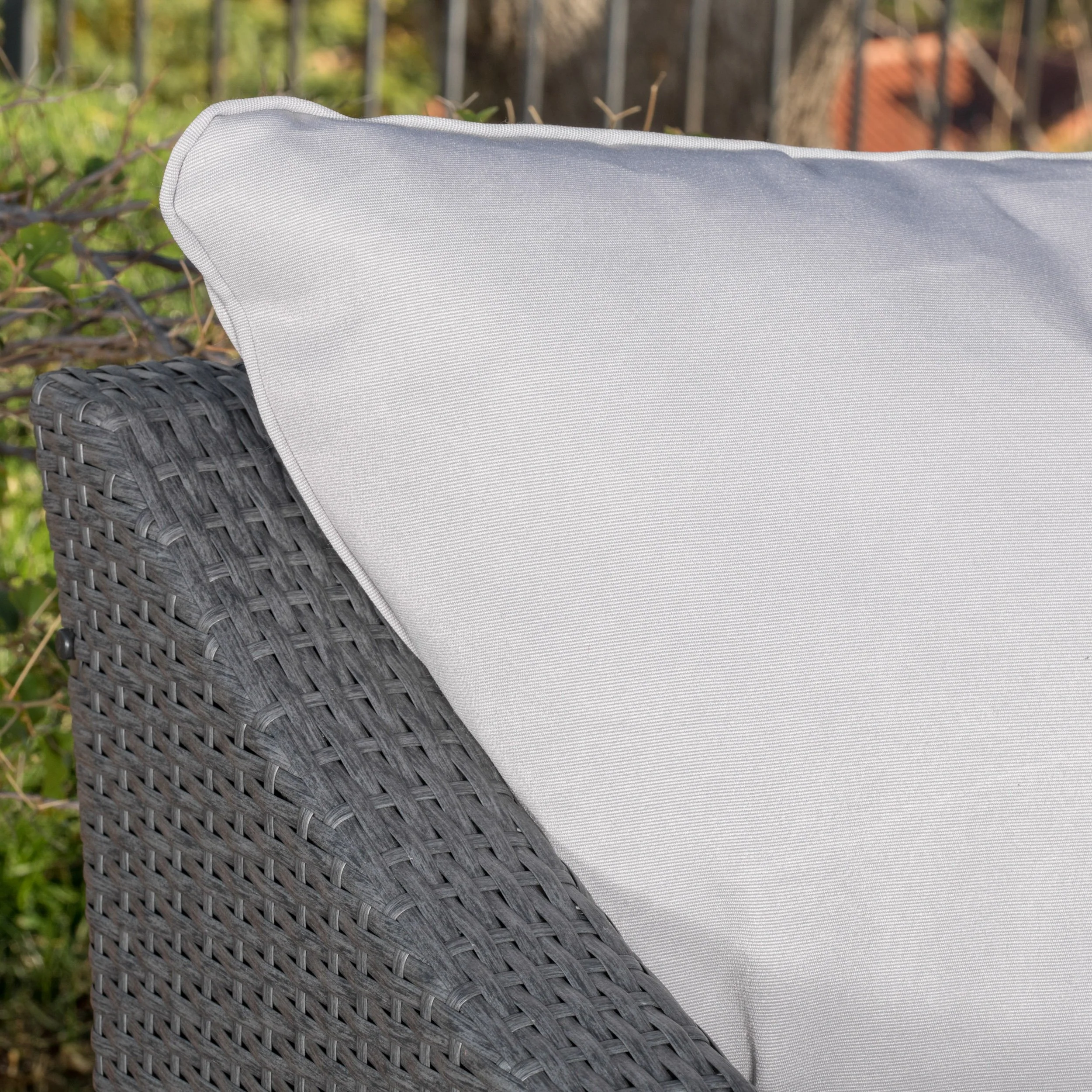 Caspian 4pc Outdoor Wicker Sofa Set - furnishings