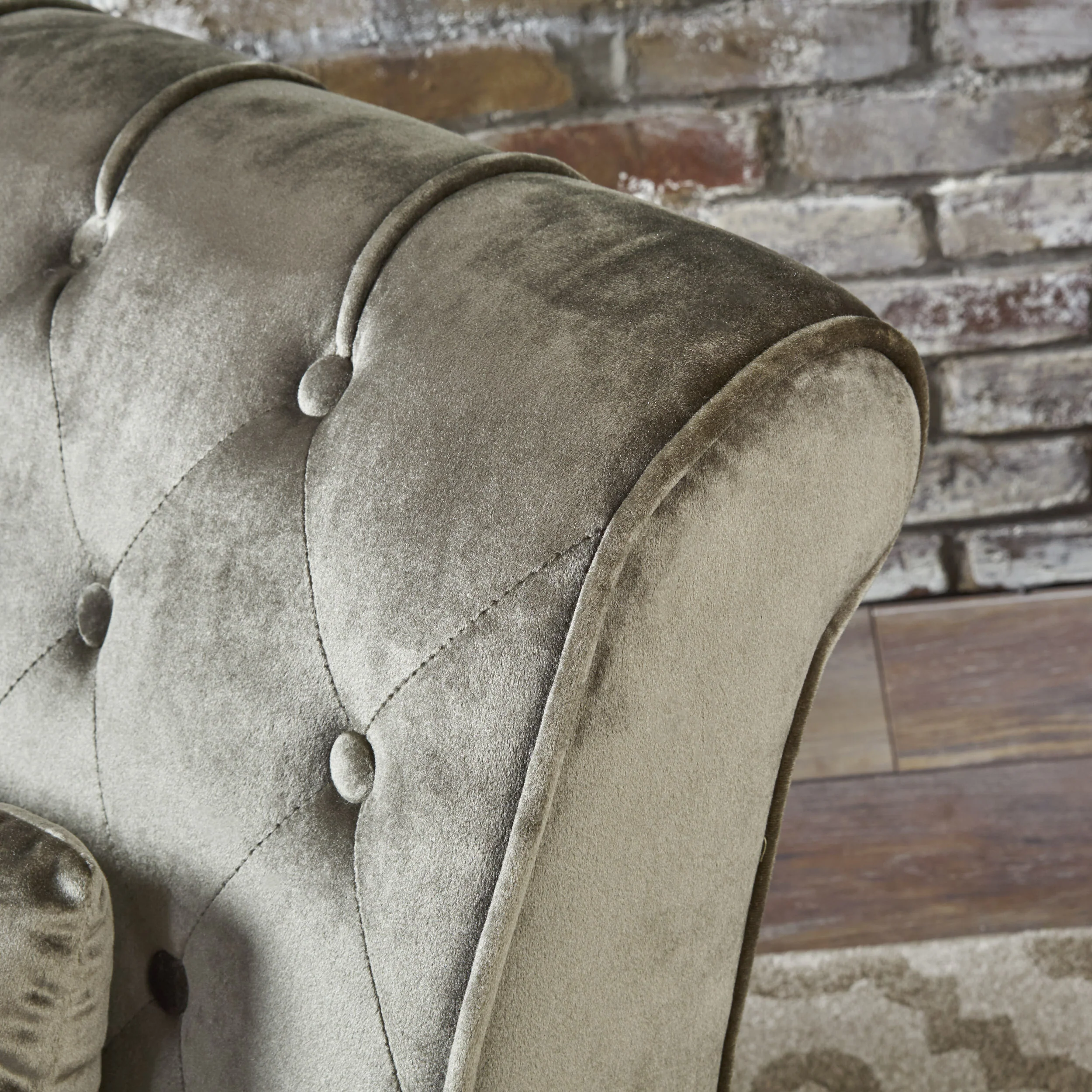 Rafaela Tufted Velvet Chaise Lounge - furnishings