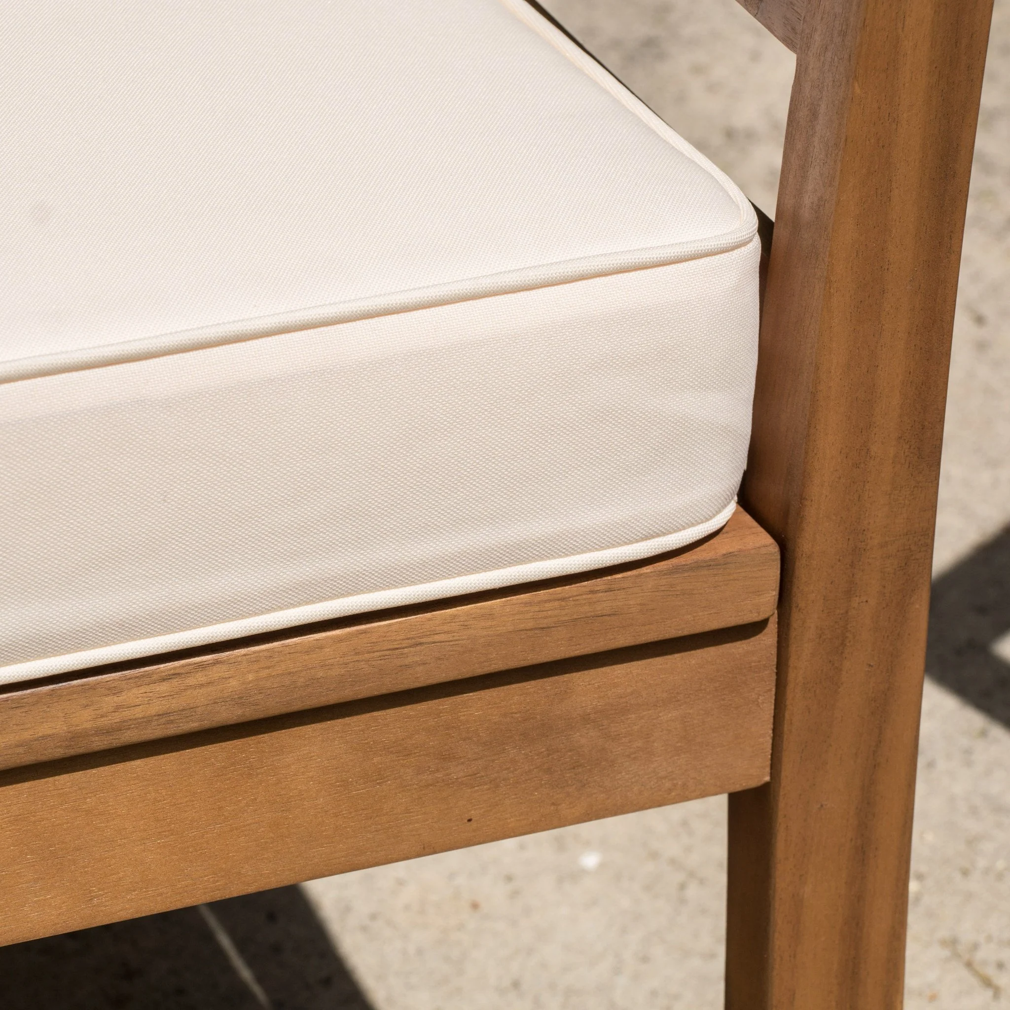 Louis Outdoor 4-piece Solid Wood Chat Set with Cushions - furnishings