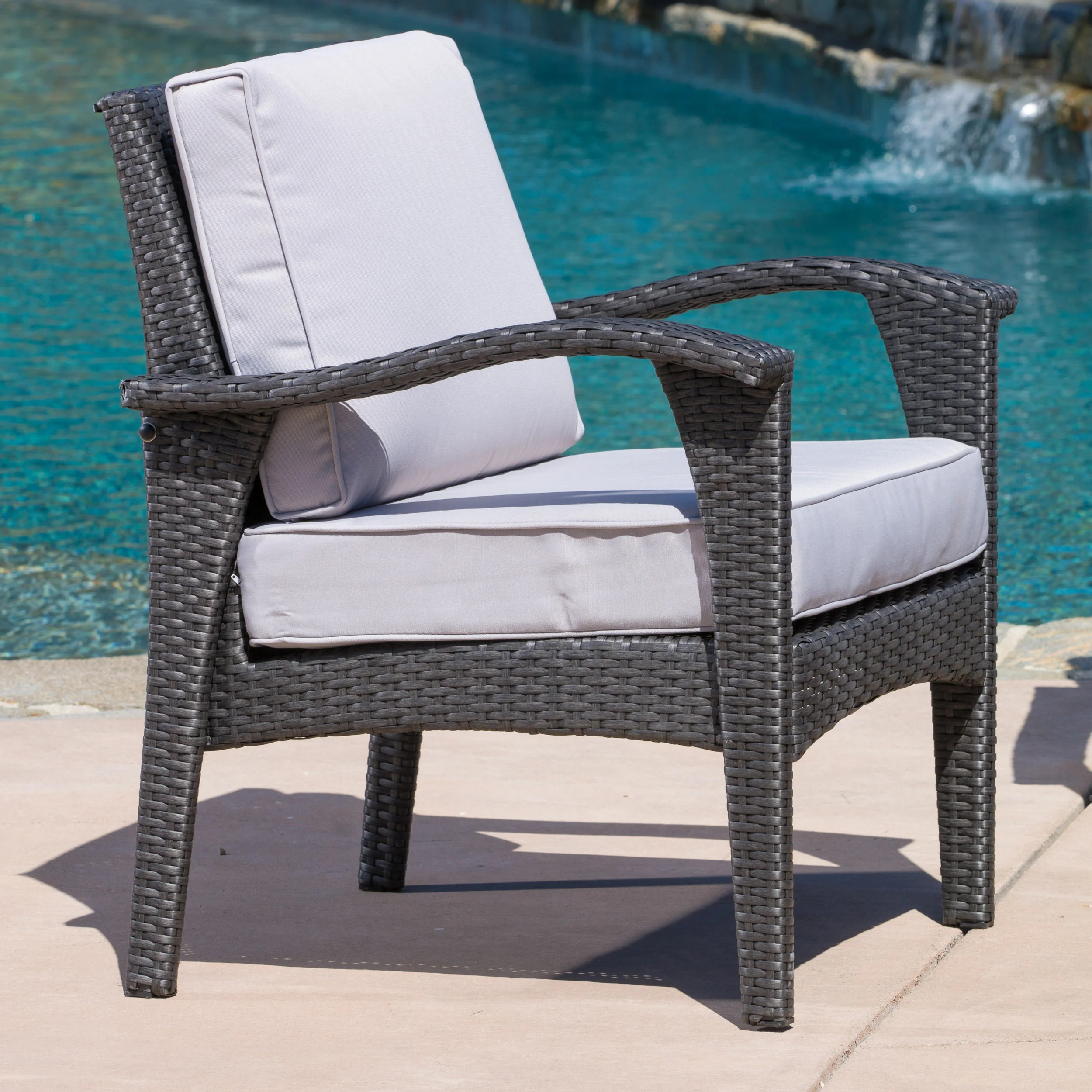 Voyage Outdoor 4 Piece Gray Wicker Chat Set with Cushions - furnishings