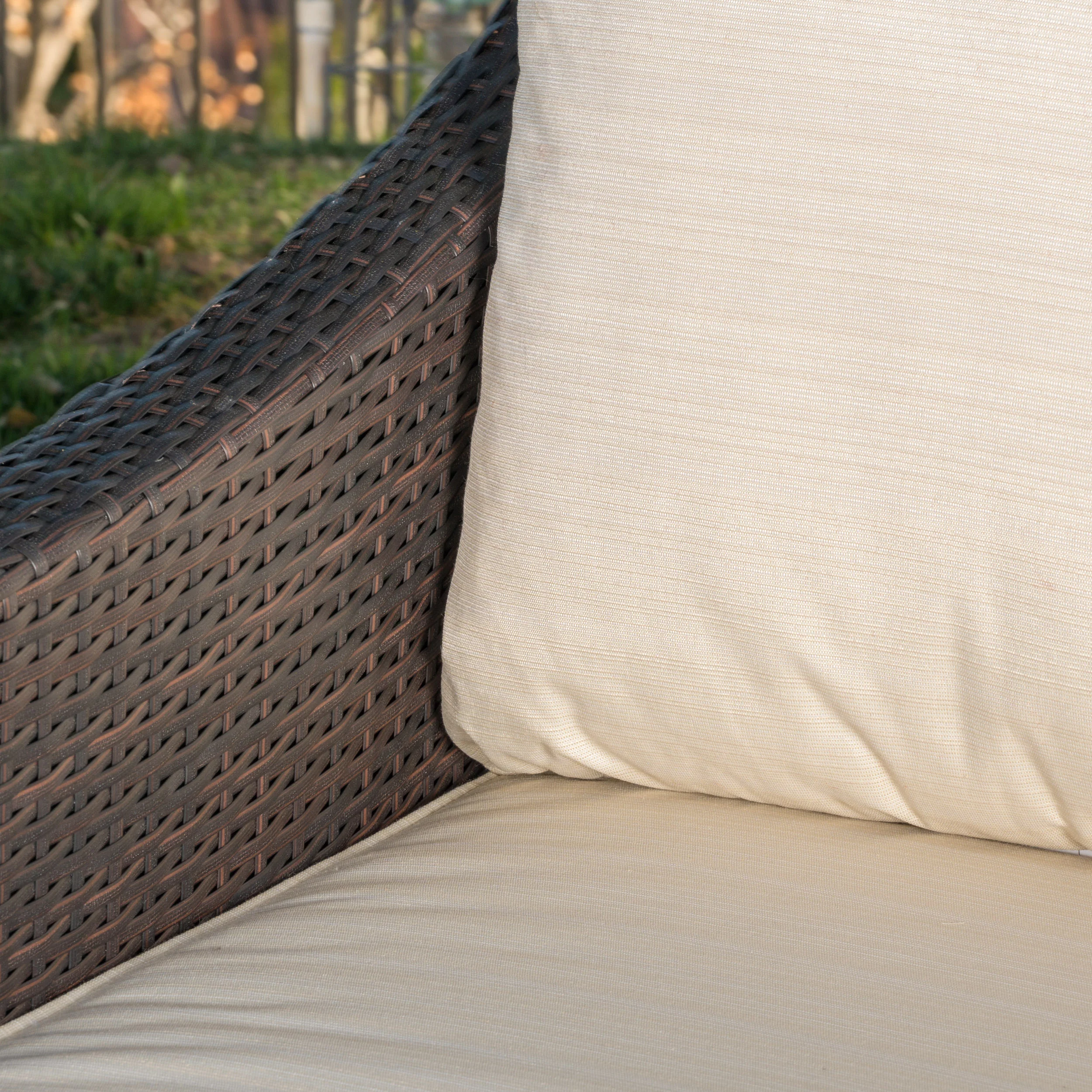 Caspian 4pc Outdoor Wicker Sofa Set - furnishings