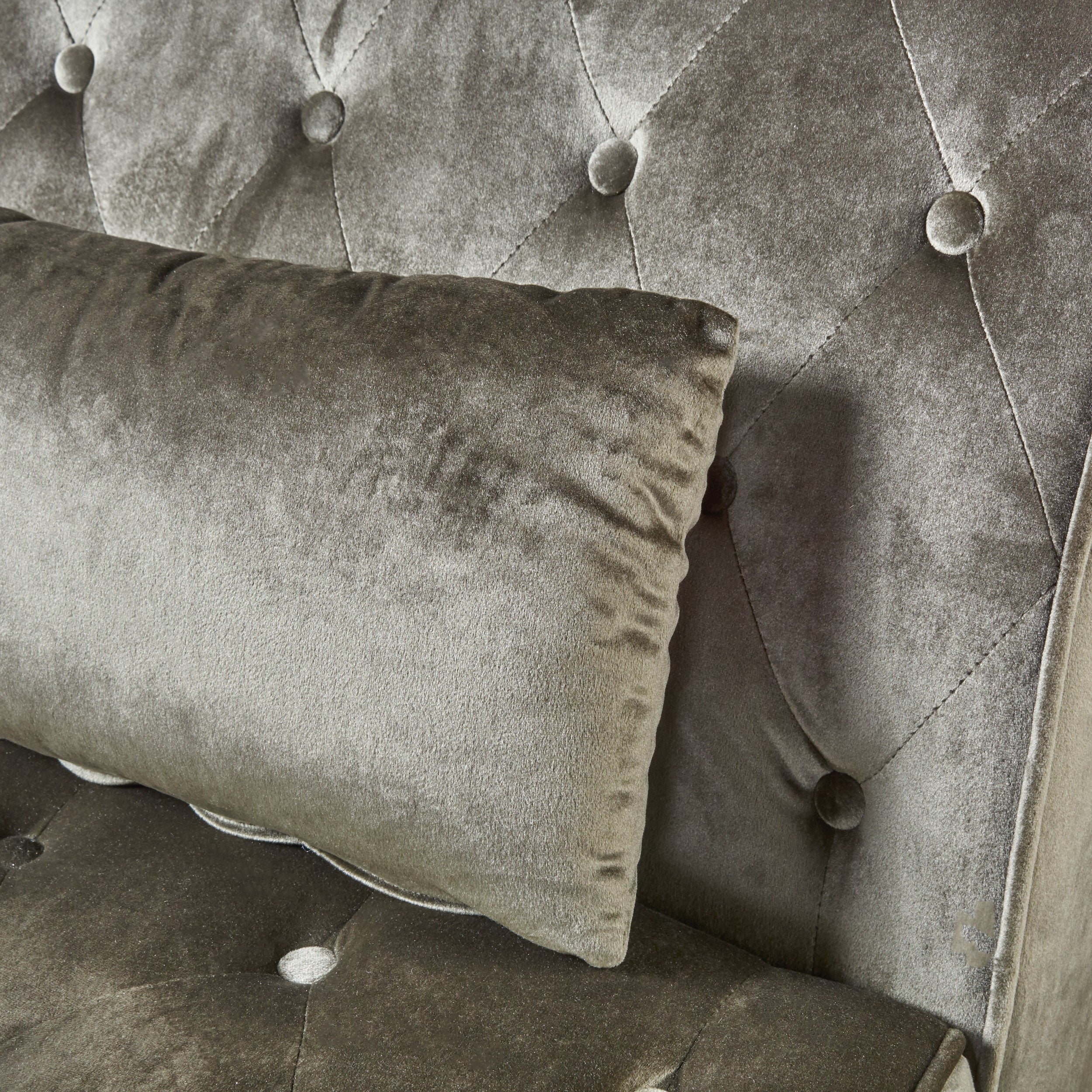 Rafaela Tufted Velvet Chaise Lounge - furnishings