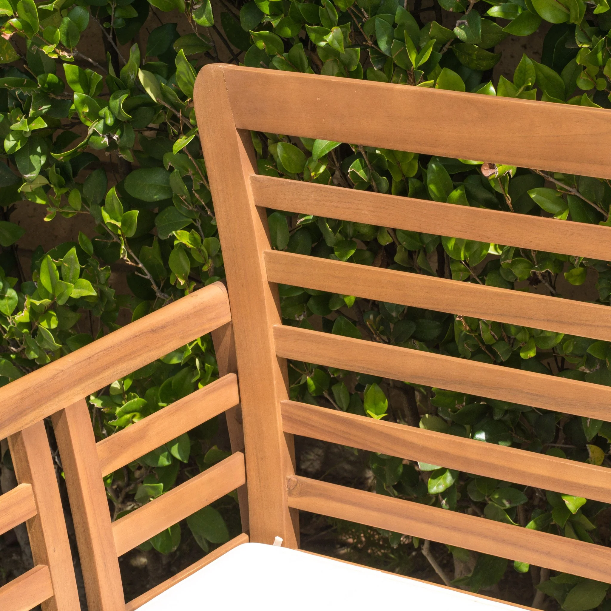 Louis Outdoor 4-piece Solid Wood Chat Set with Cushions - furnishings