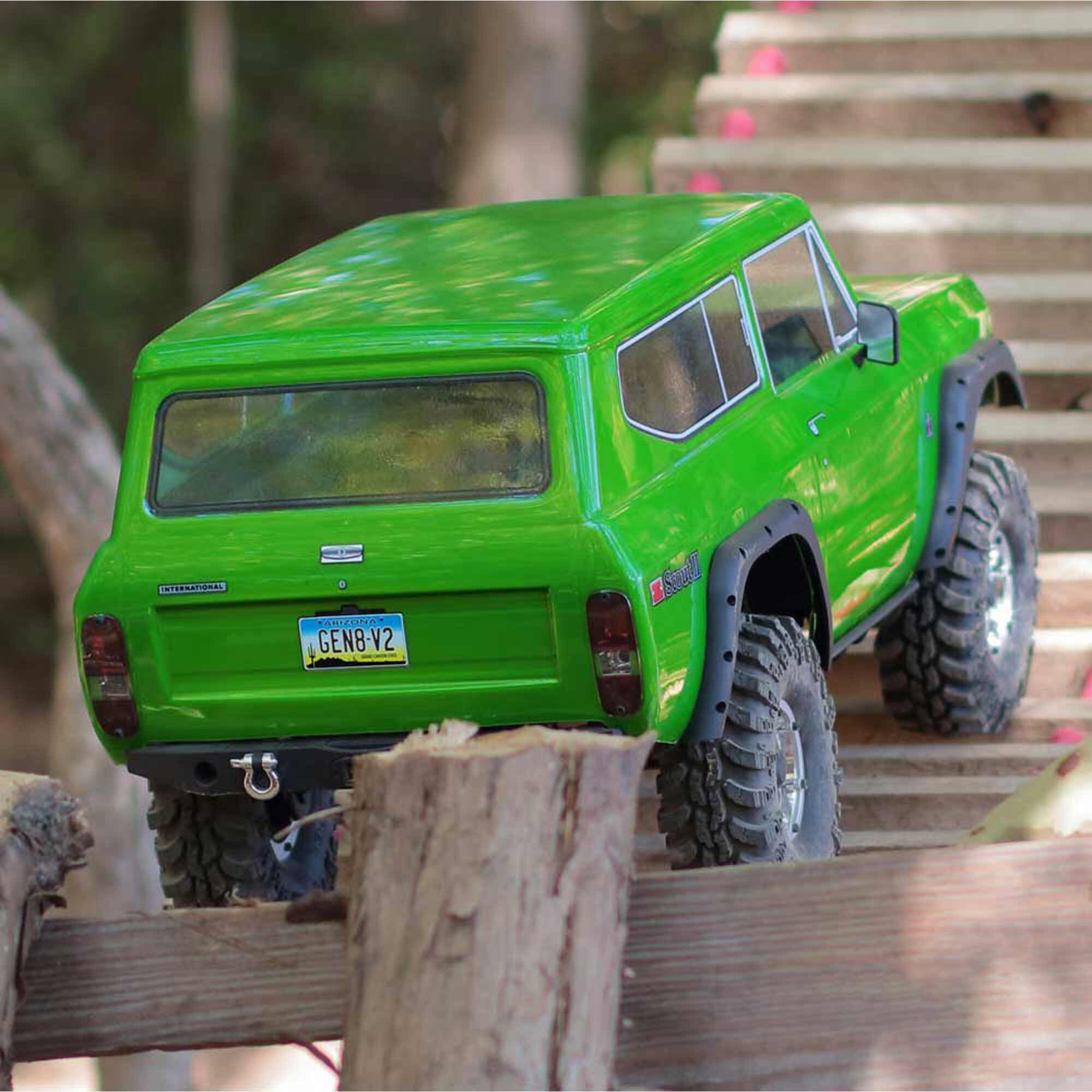 Redcat Racing 1/10 Gen8 V2 International Harvester Scout II Brushed 4X4 Crawler RTR, Green