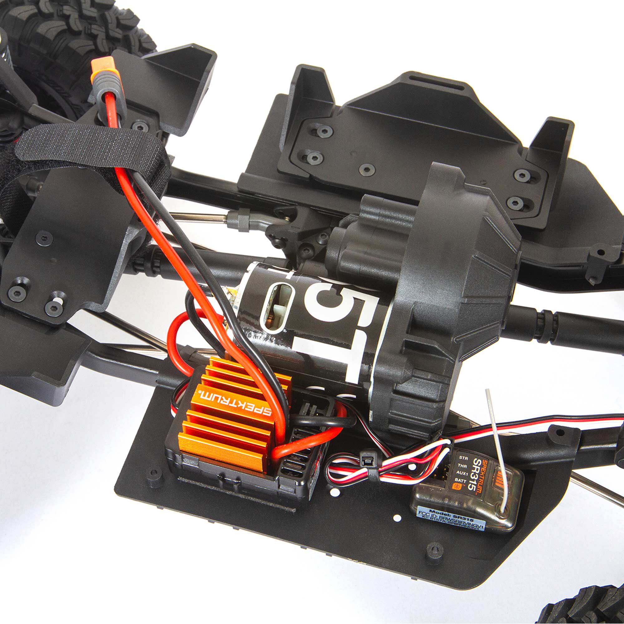 Axial 1/10 SCX10 III Base Camp 4X4 Rock Crawler Brushed RTR