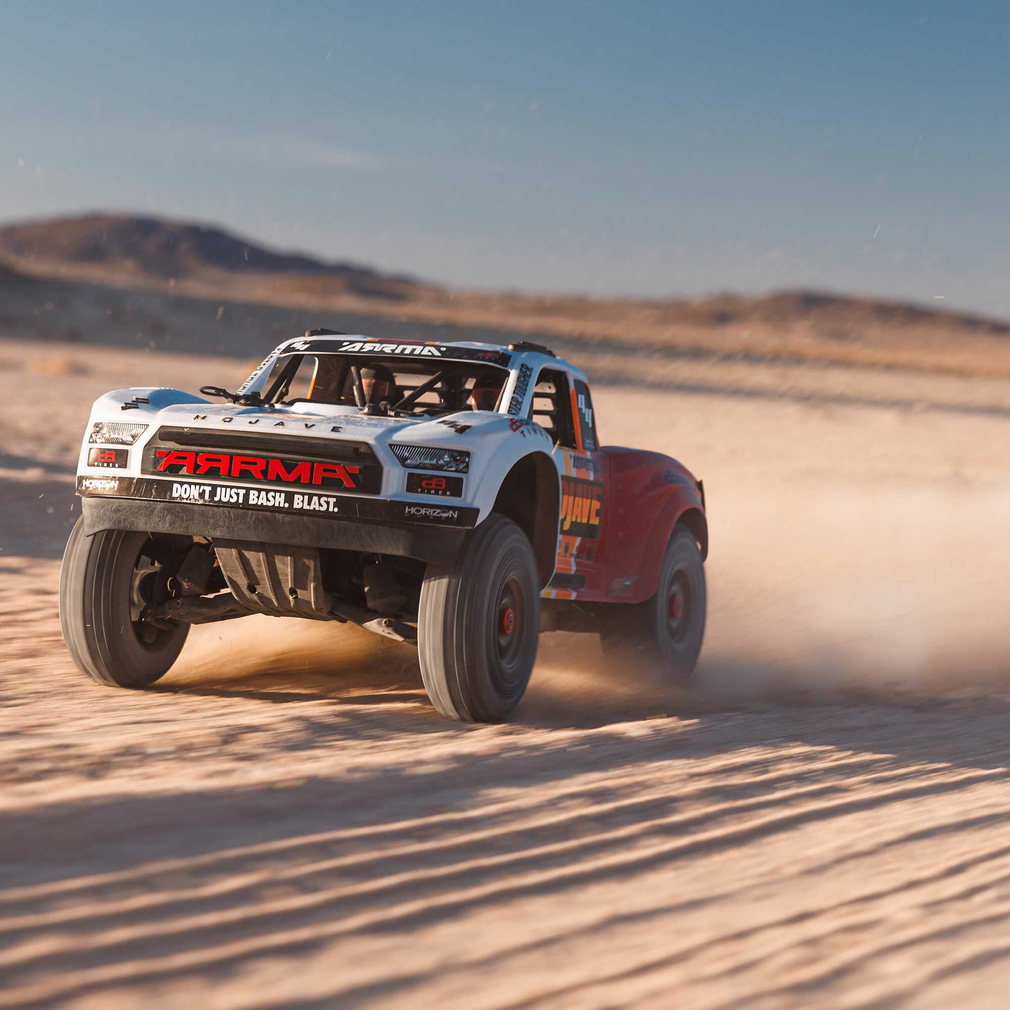 ARRMA 1/8 MOJAVE 4S 4X4 RTR Brushless Desert Truck, White/Red