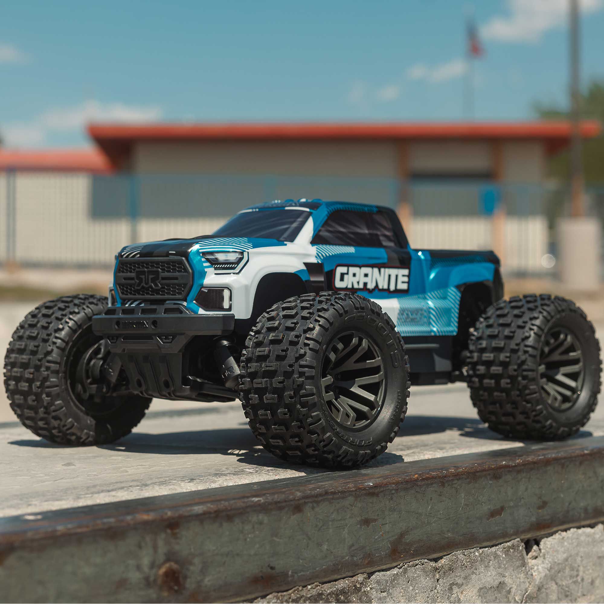 ARRMA 1/10 GRANITE 223S DSC 4X4 RTR Brushless Monster Truck, Blue