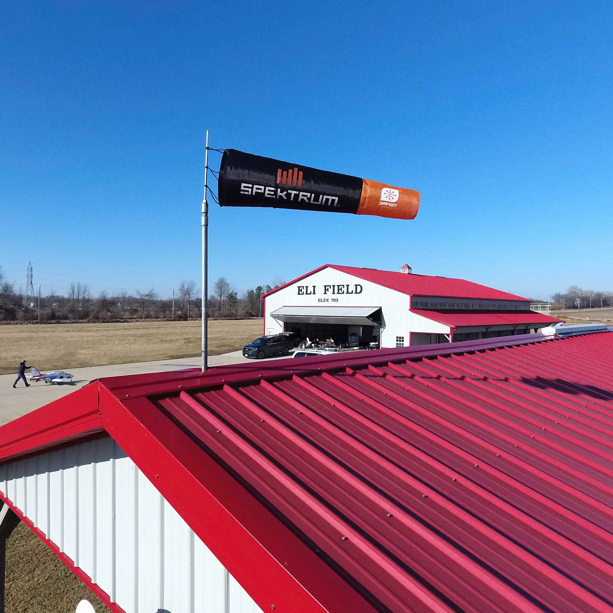 Spektrum Spektrum Smart Airfield Windsock, 10in x 36in