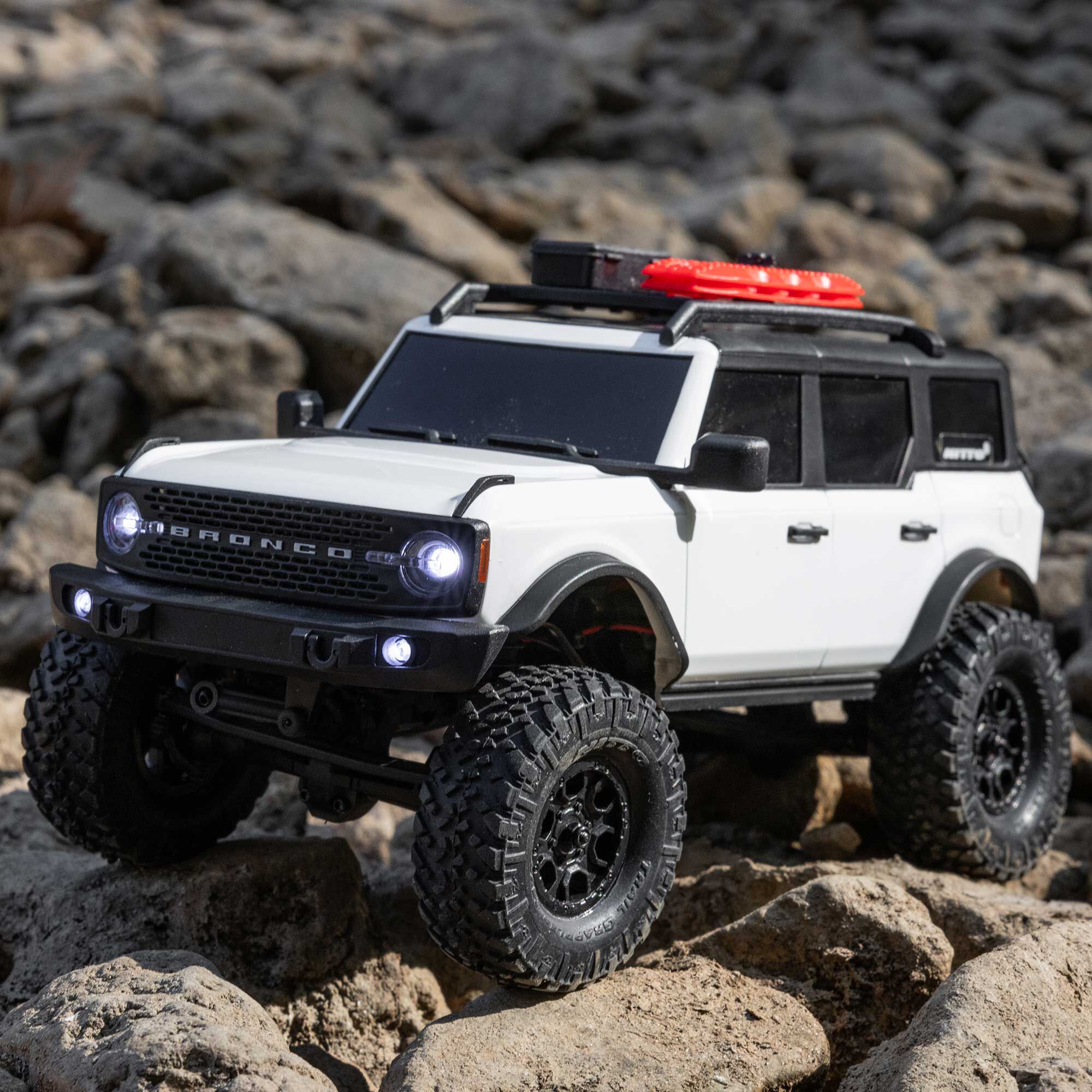 Axial 1/24 SCX24 Ford Bronco 4X4 RTR Brushed Rock Crawler (Battery & Charger Included), White