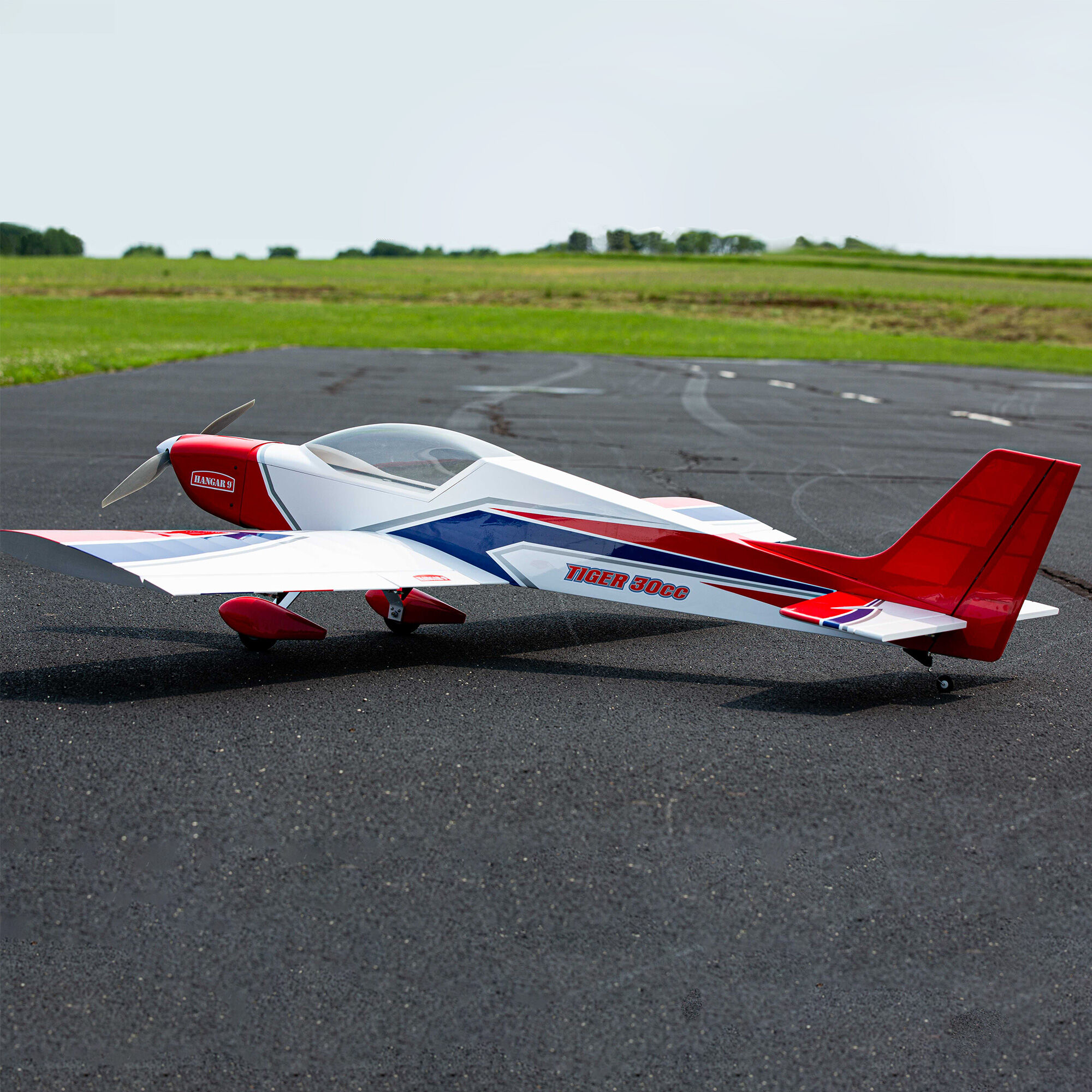 Hangar 9 Tiger 30cc ARF, 90"