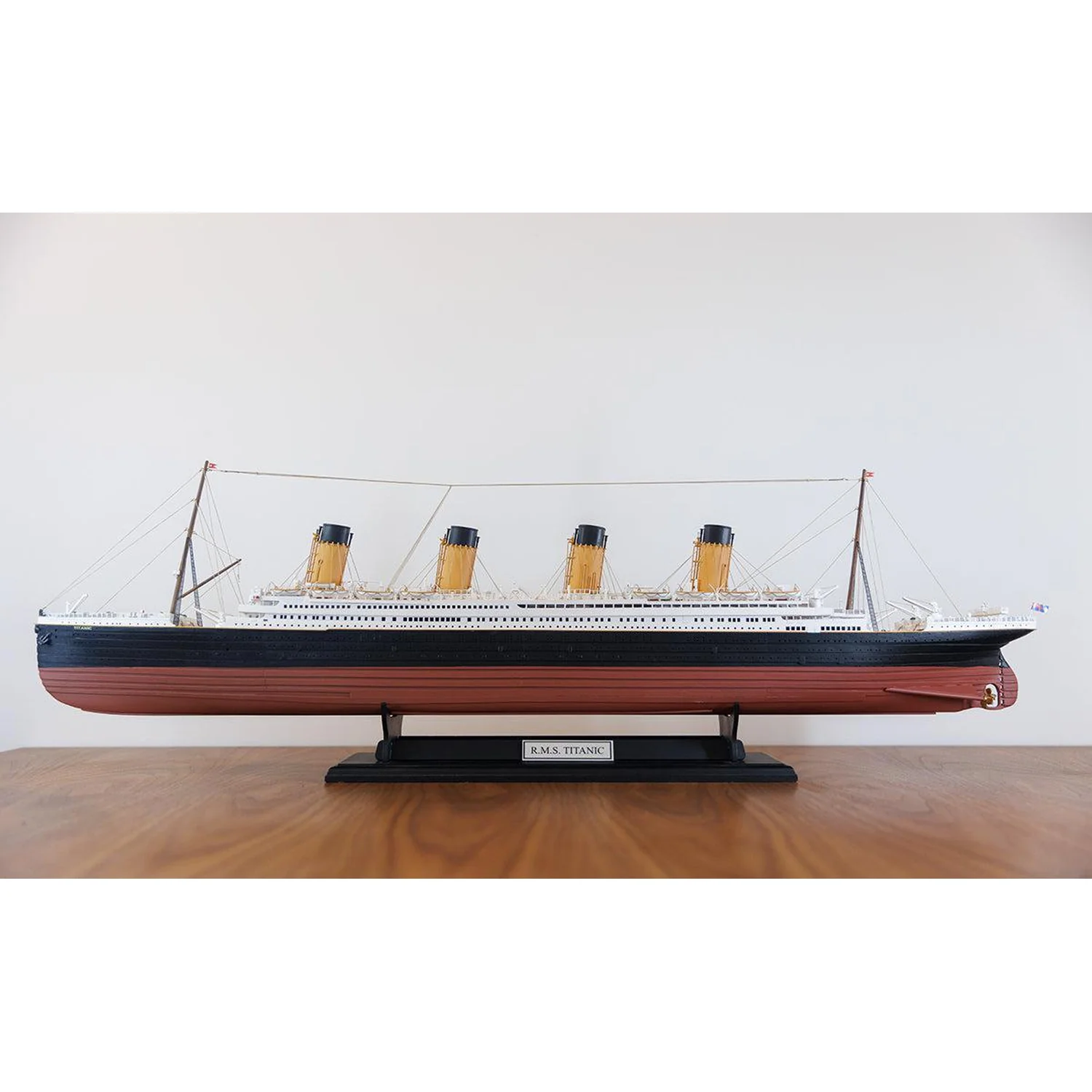 Exhibition base 380x120mm