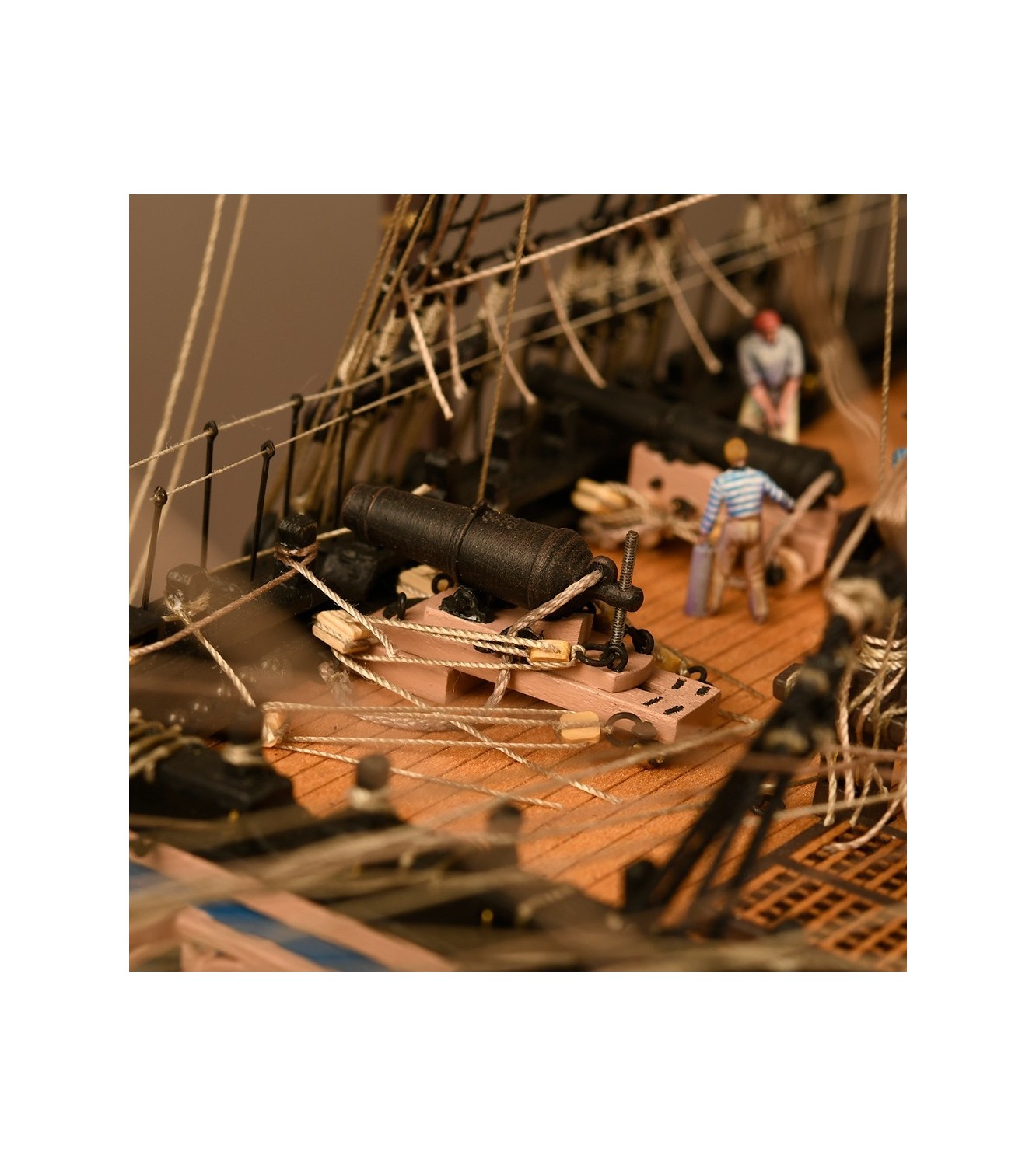 HMS VICTORY Trafalgar 1805 - ANATOMY Version - 1:84 Wooden Scale Model