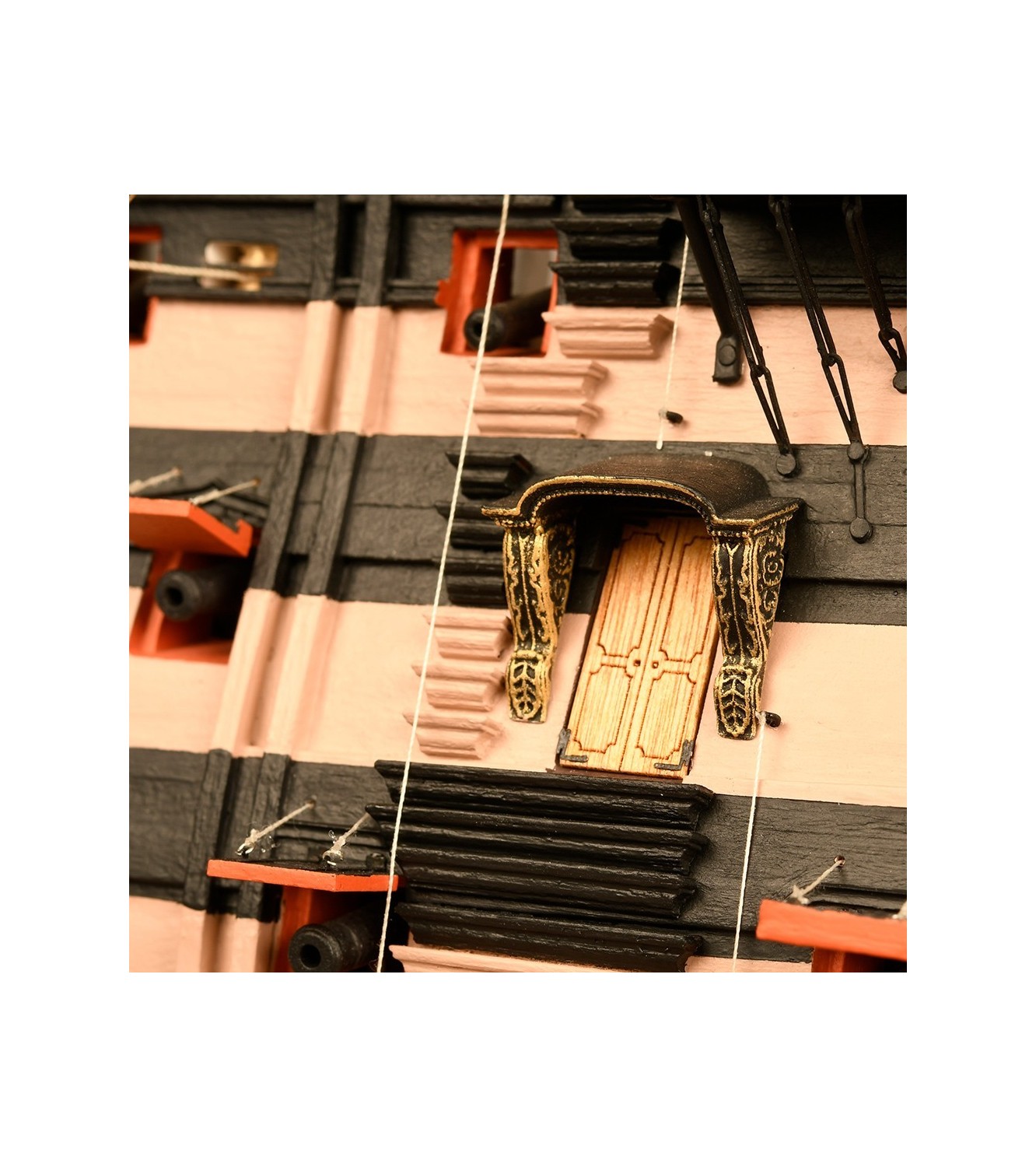 HMS VICTORY Trafalgar 1805 - ANATOMY Version - 1:84 Wooden Scale Model