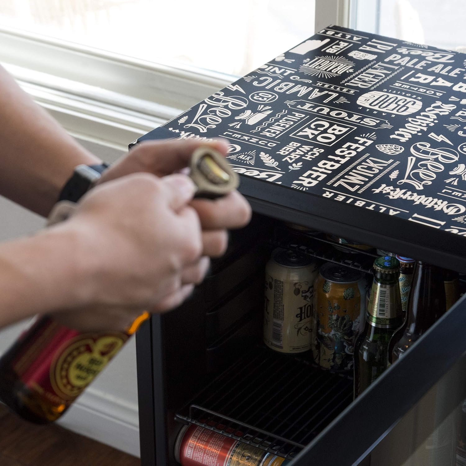 Beverage Refrigerator Cooler | 126 Cans Free Standing with Right Hinge Glass Door | Mini Fridge Beverage Organizer Perfect For Beer, Wine, Soda, And Cooler Drinks