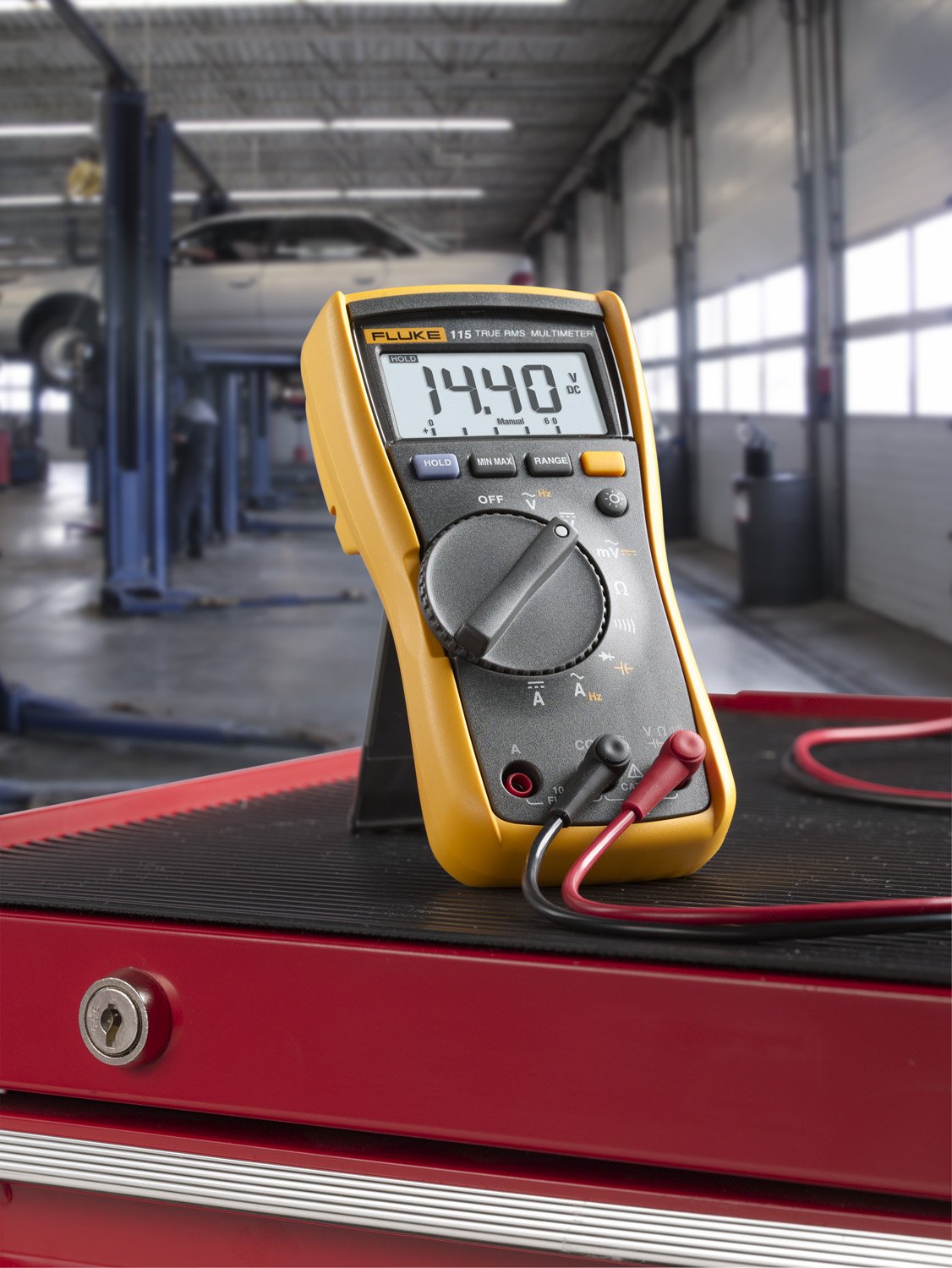 Digital Multimeter, Measures AC/DC Voltage To 600 V & Current to 10 A, Measures Resistance, Continuity, Frequency & Capacitance, Includes Battery