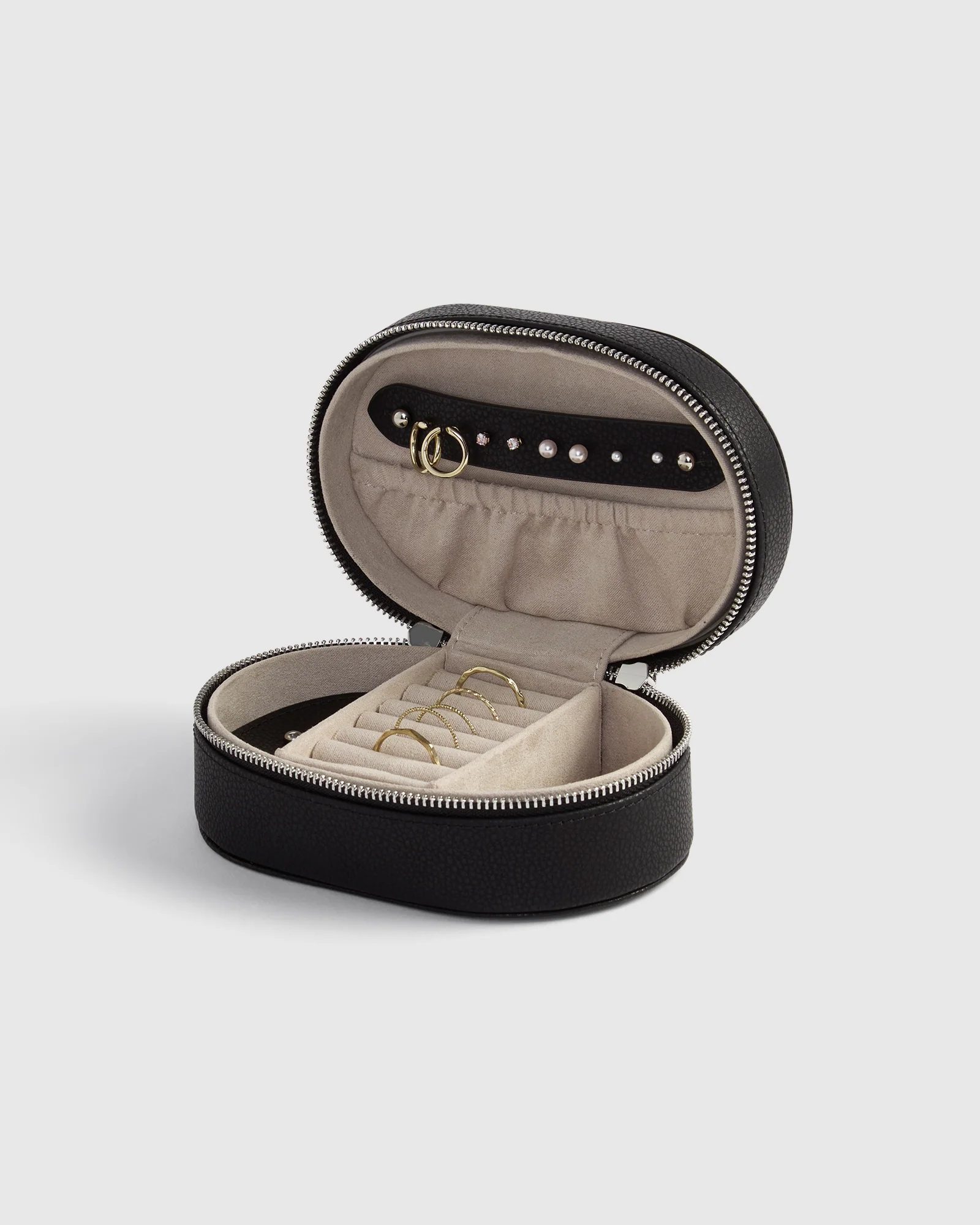 Traveller Jewellery Case