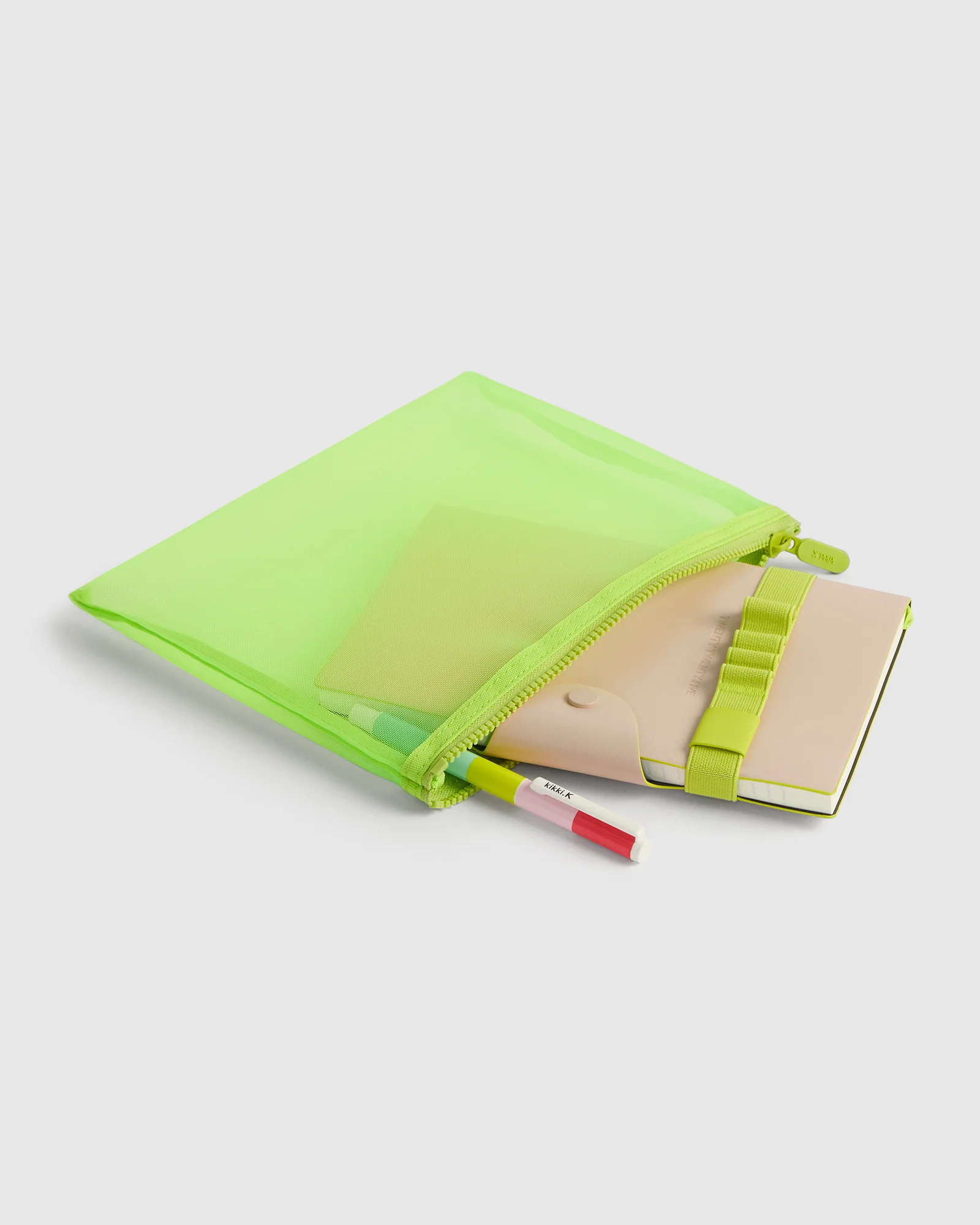 Gift Pack Snap Weekly Diary A5 2025