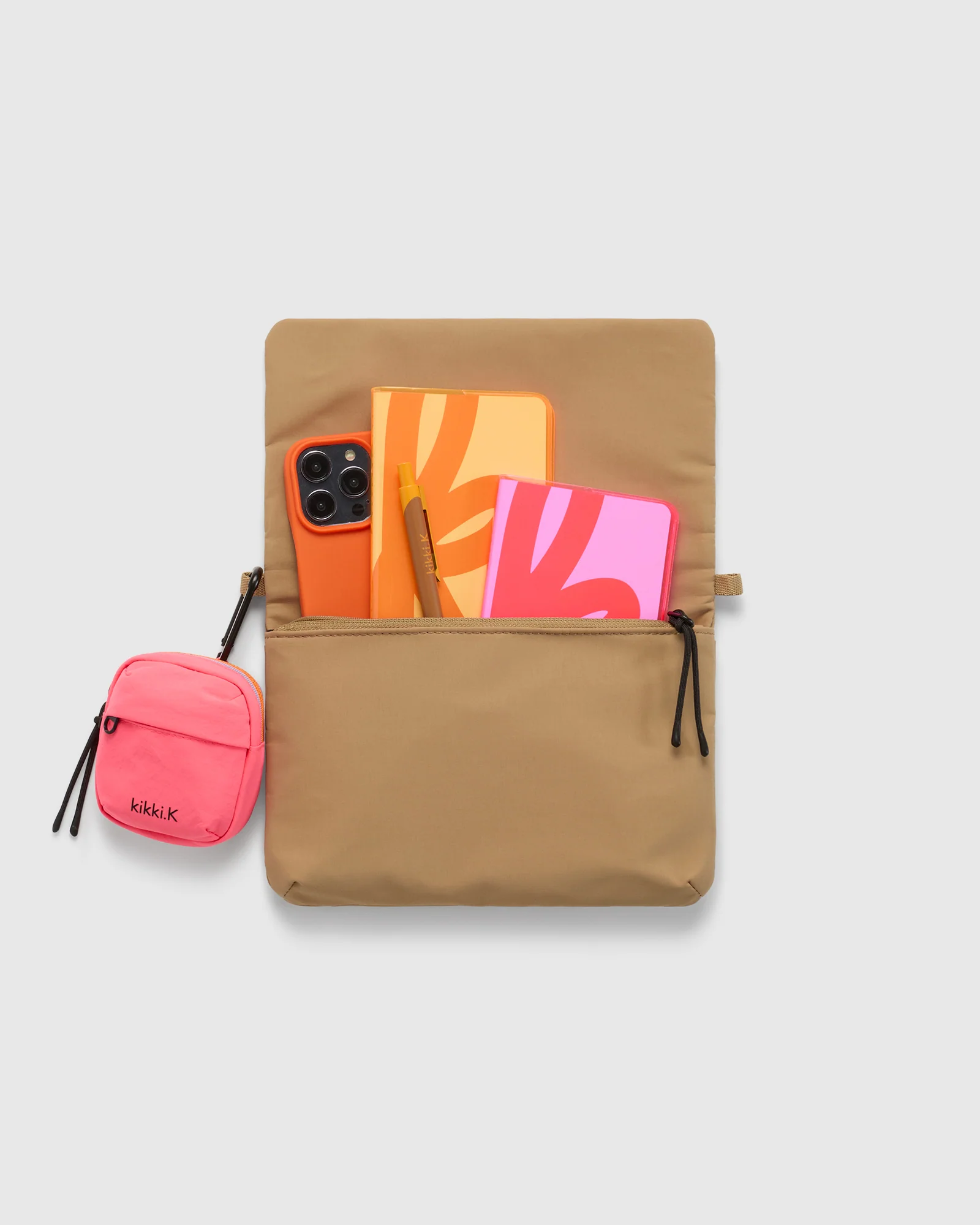 TREK. Pouch Crossbody