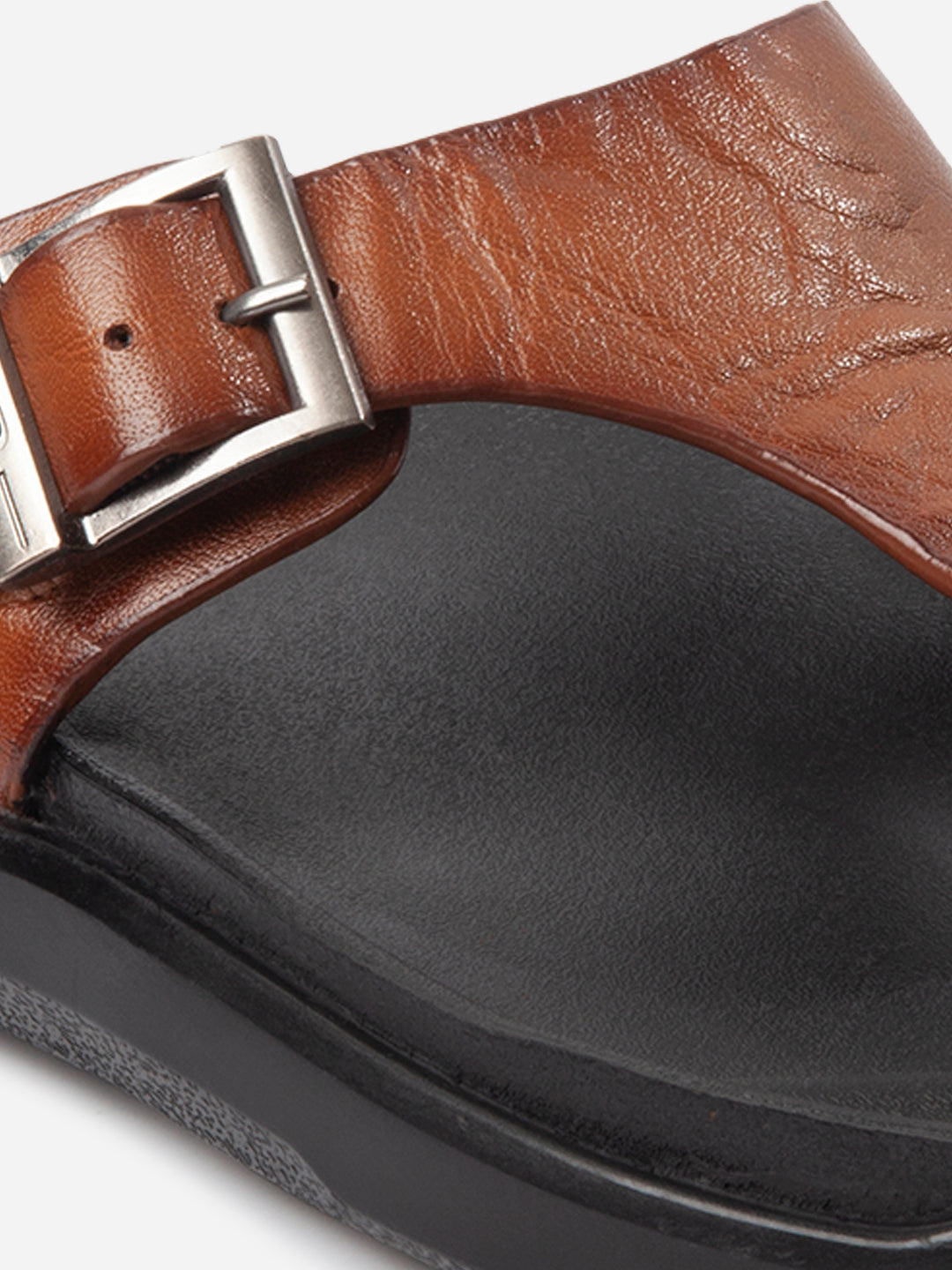 Sandale ergonomice maro deschis din piele naturală, confortabile și rezistente pentru purtare zilnică