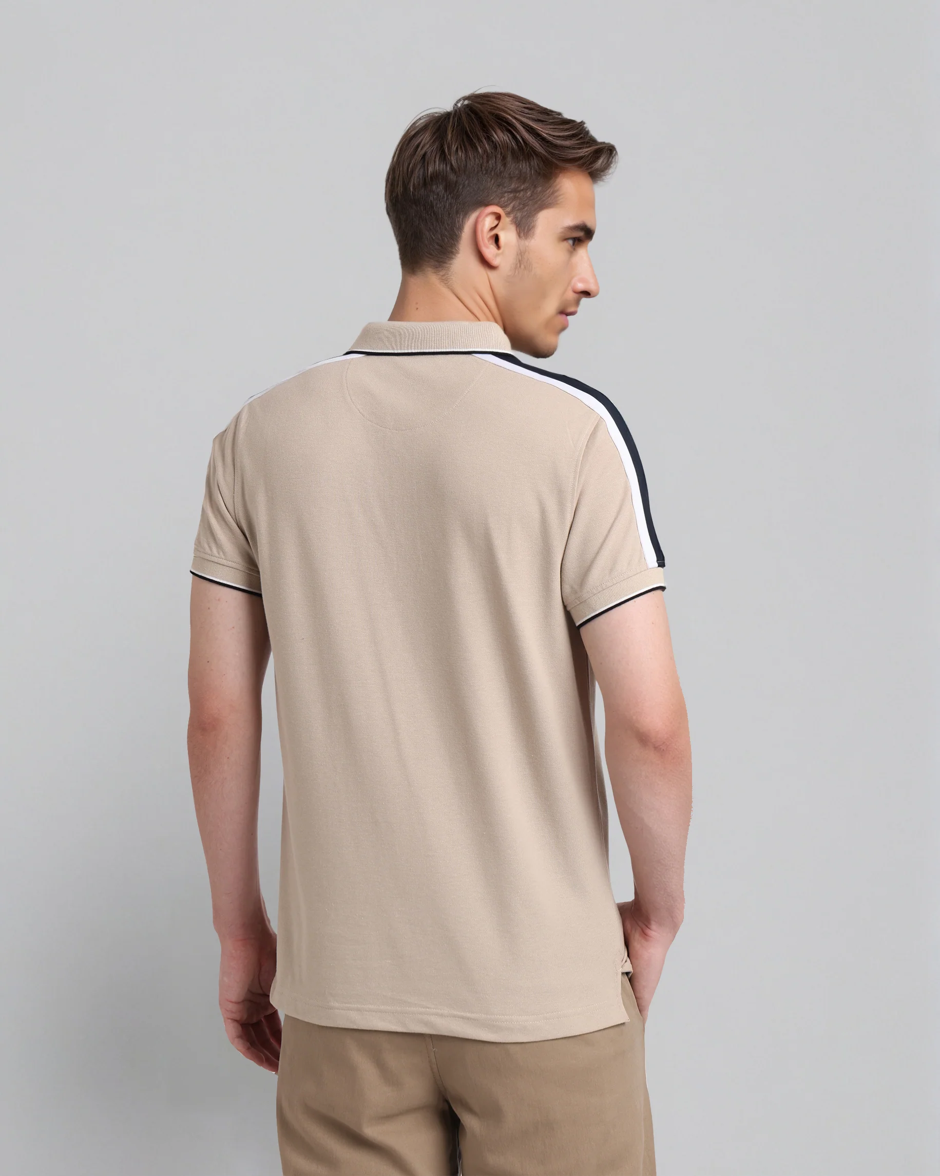 Trendy Stretch Zipper Polo with Tape in Oatmeal