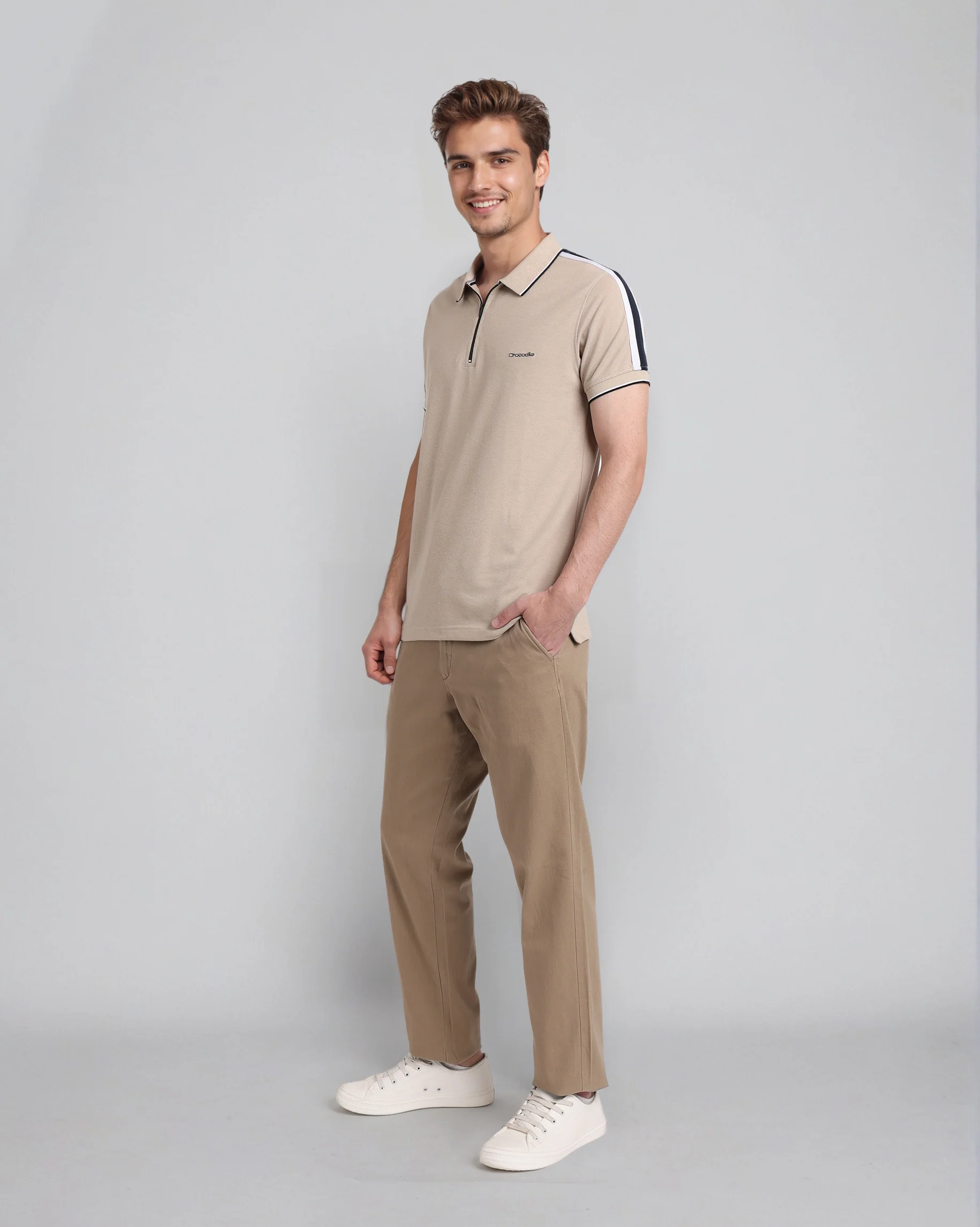 Trendy Stretch Zipper Polo with Tape in Oatmeal